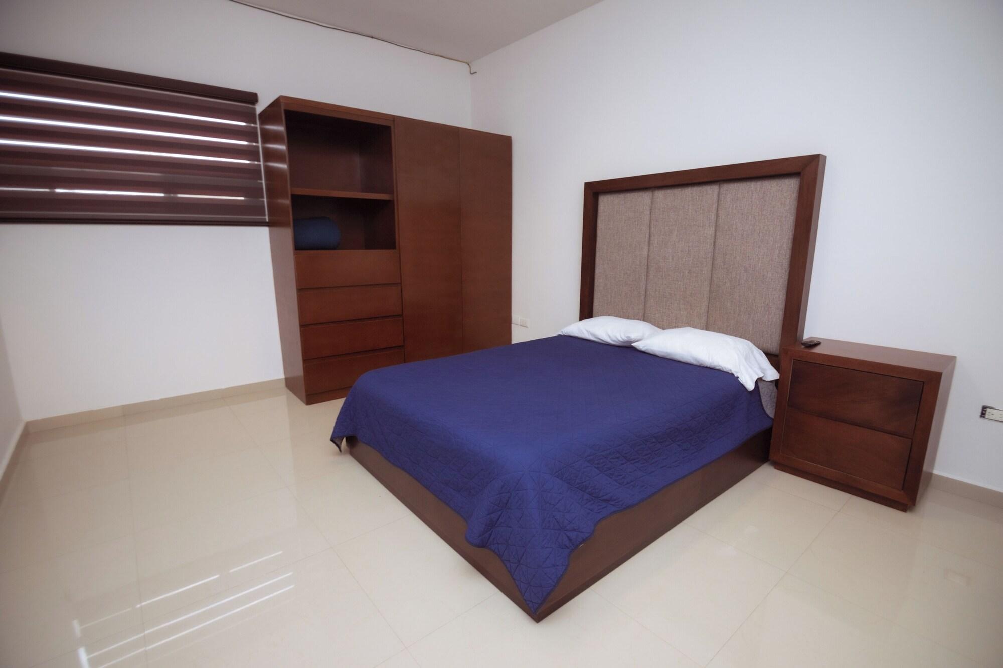 Varios Hotel Plazuela