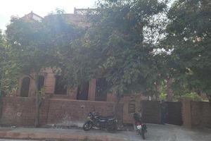 Alquiler Vacacional - Bungalow next to the palace!