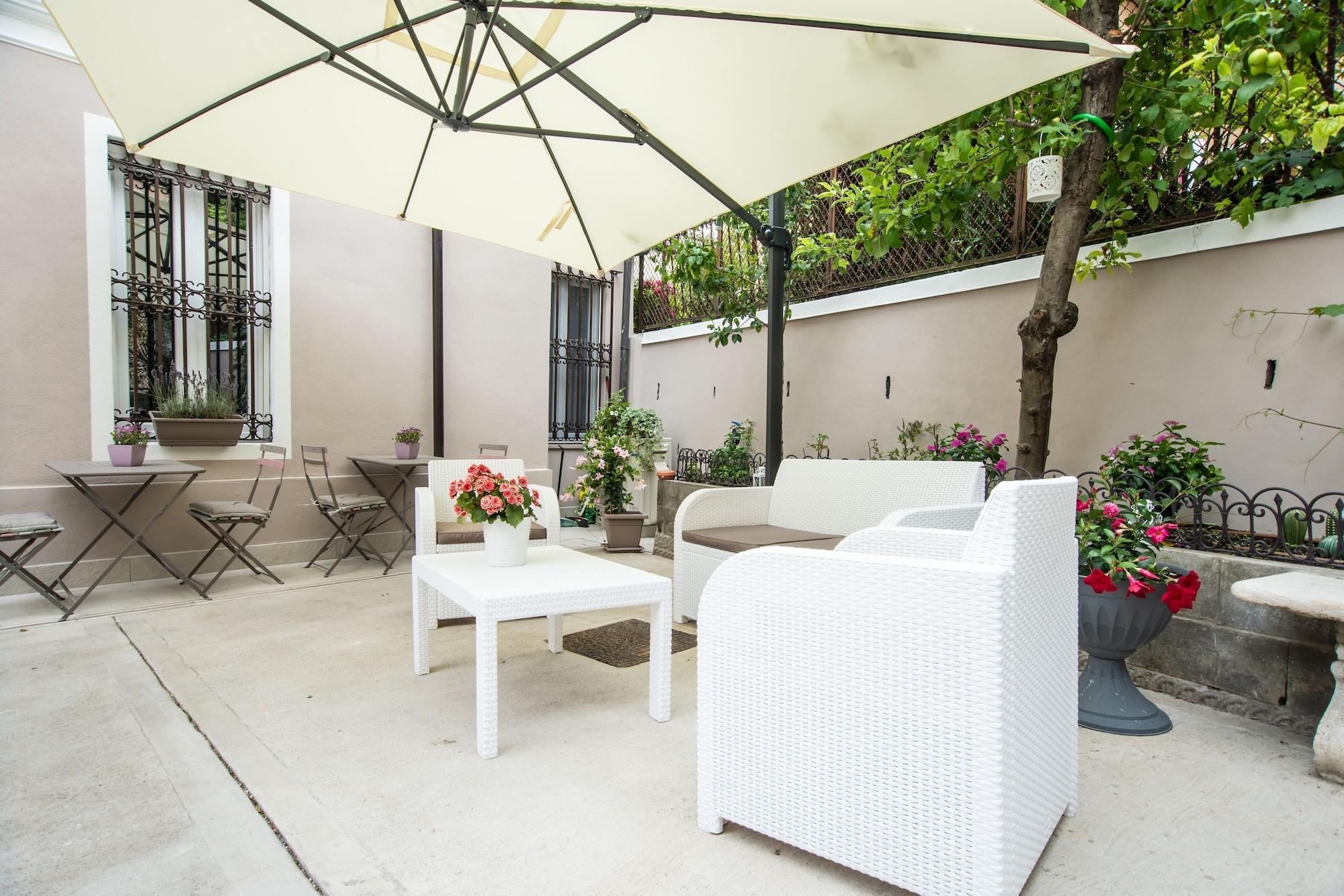 Varios Residenza Elisa