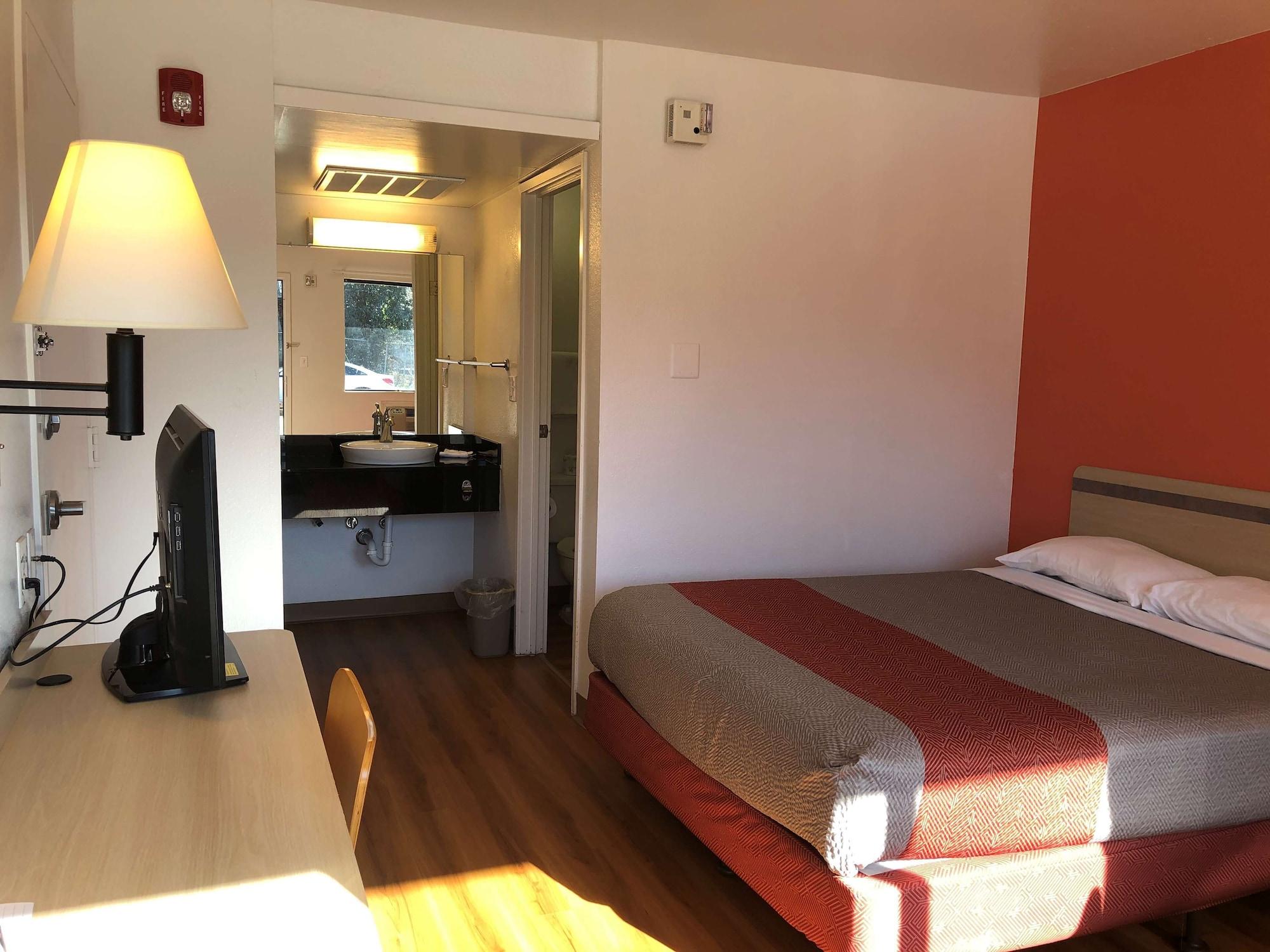 Habitación Motel 6 Goodlettsville, TN - Nashville