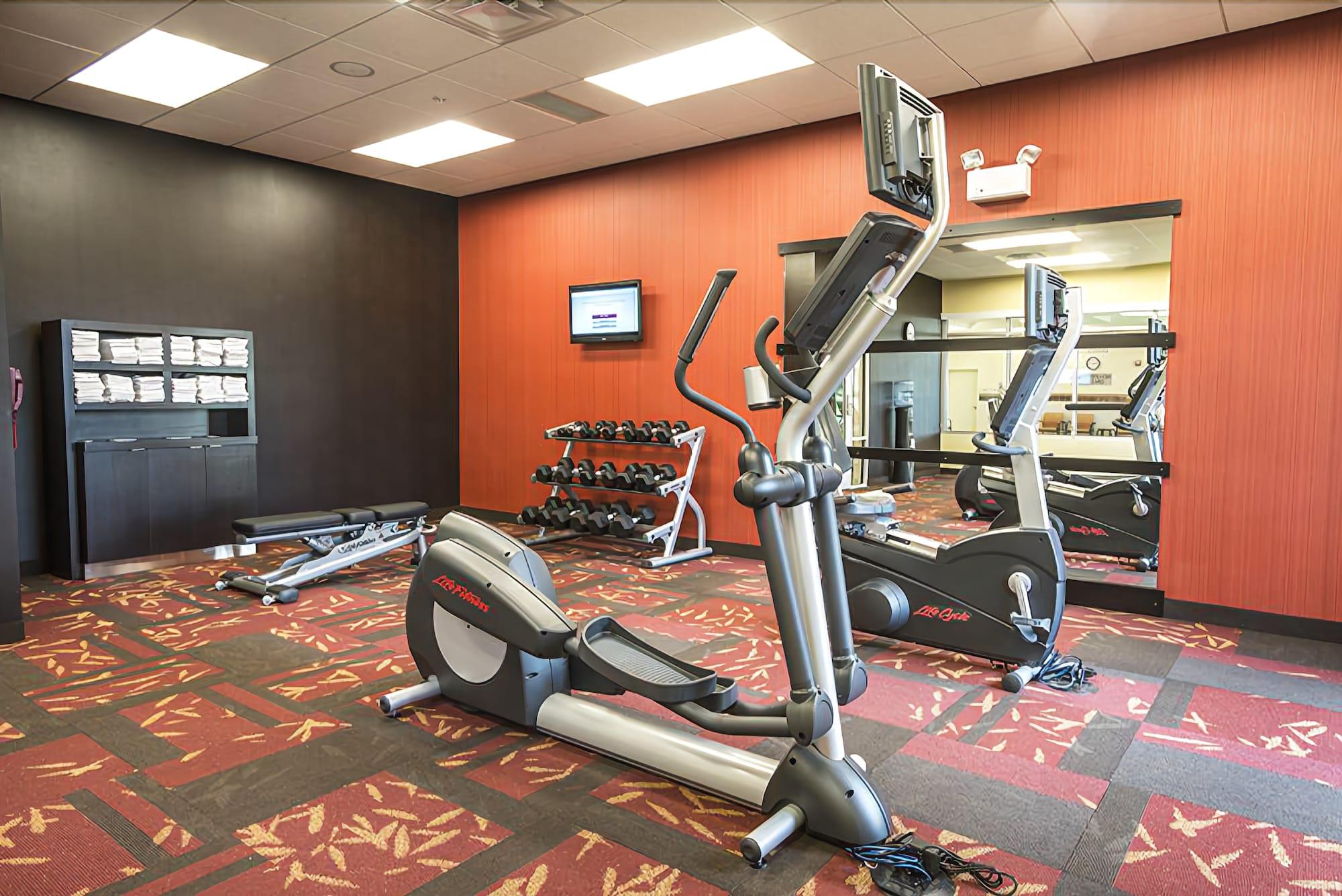 Gimnasio Courtyard Cincinnati Midtown/Rookwood