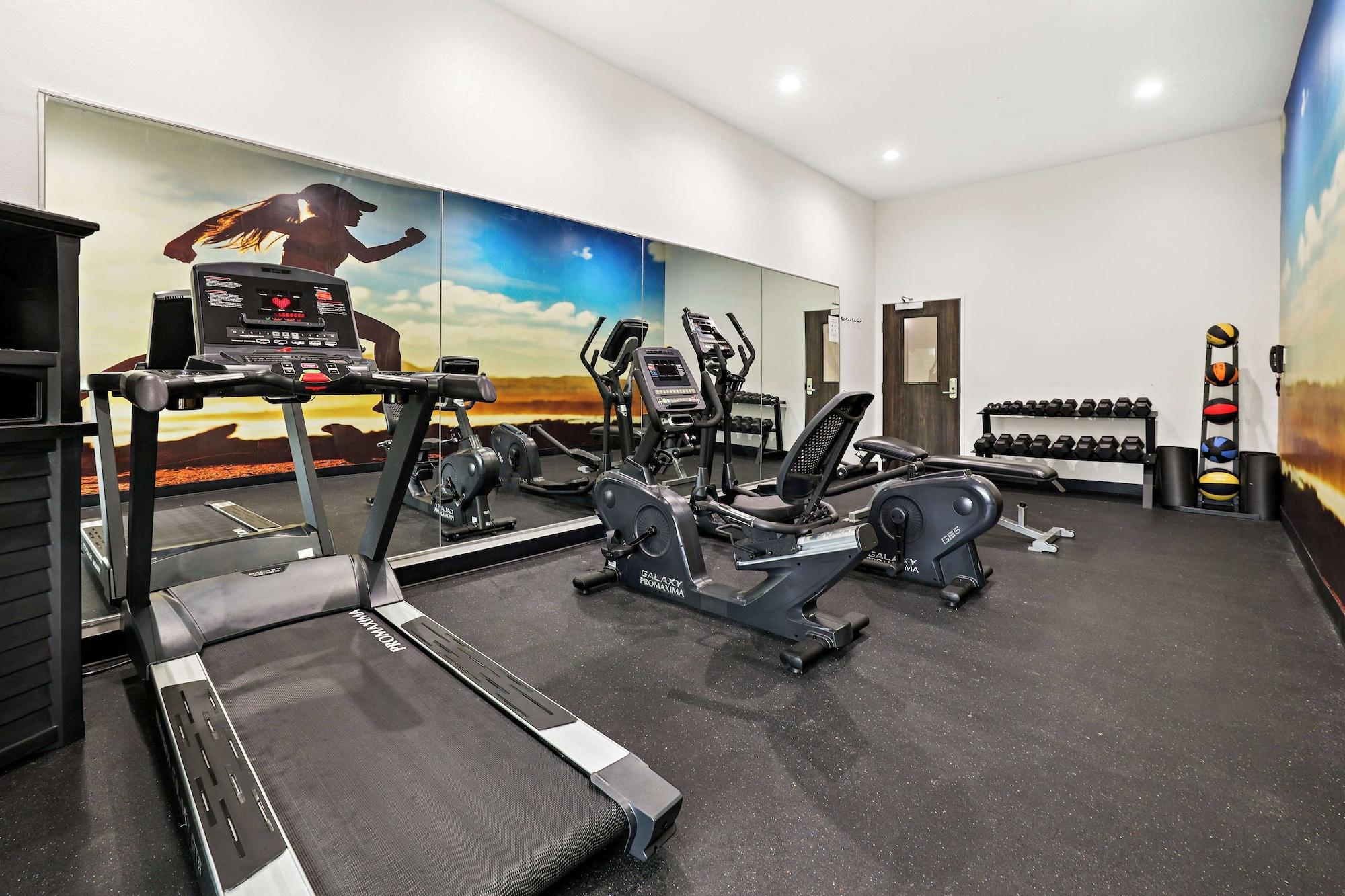 Gimnasio Best Western Iowa/Lake Charles East