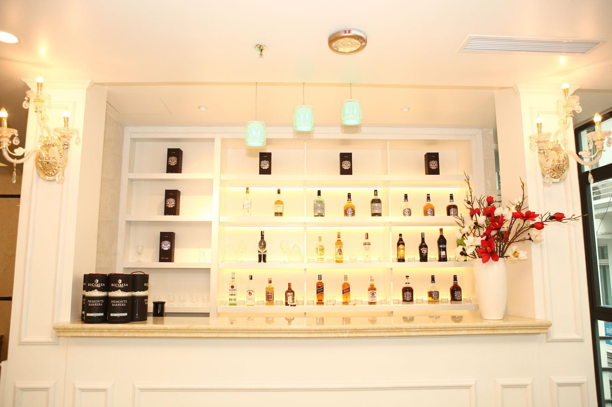 Bar/Salón A1 Hill Hanoi Hotel