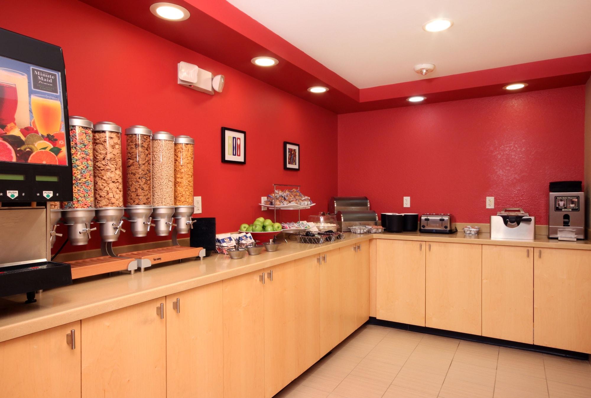 Restaurant TownePlace Suites by Marriott Albany Downtown/Medical Center