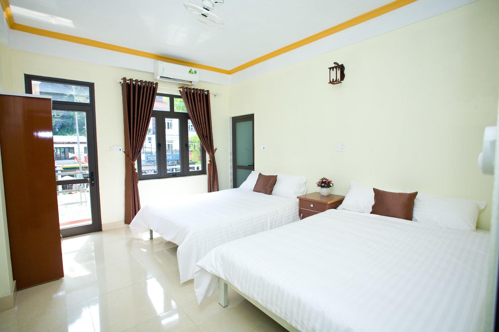 Varios Golden Forest Homestay