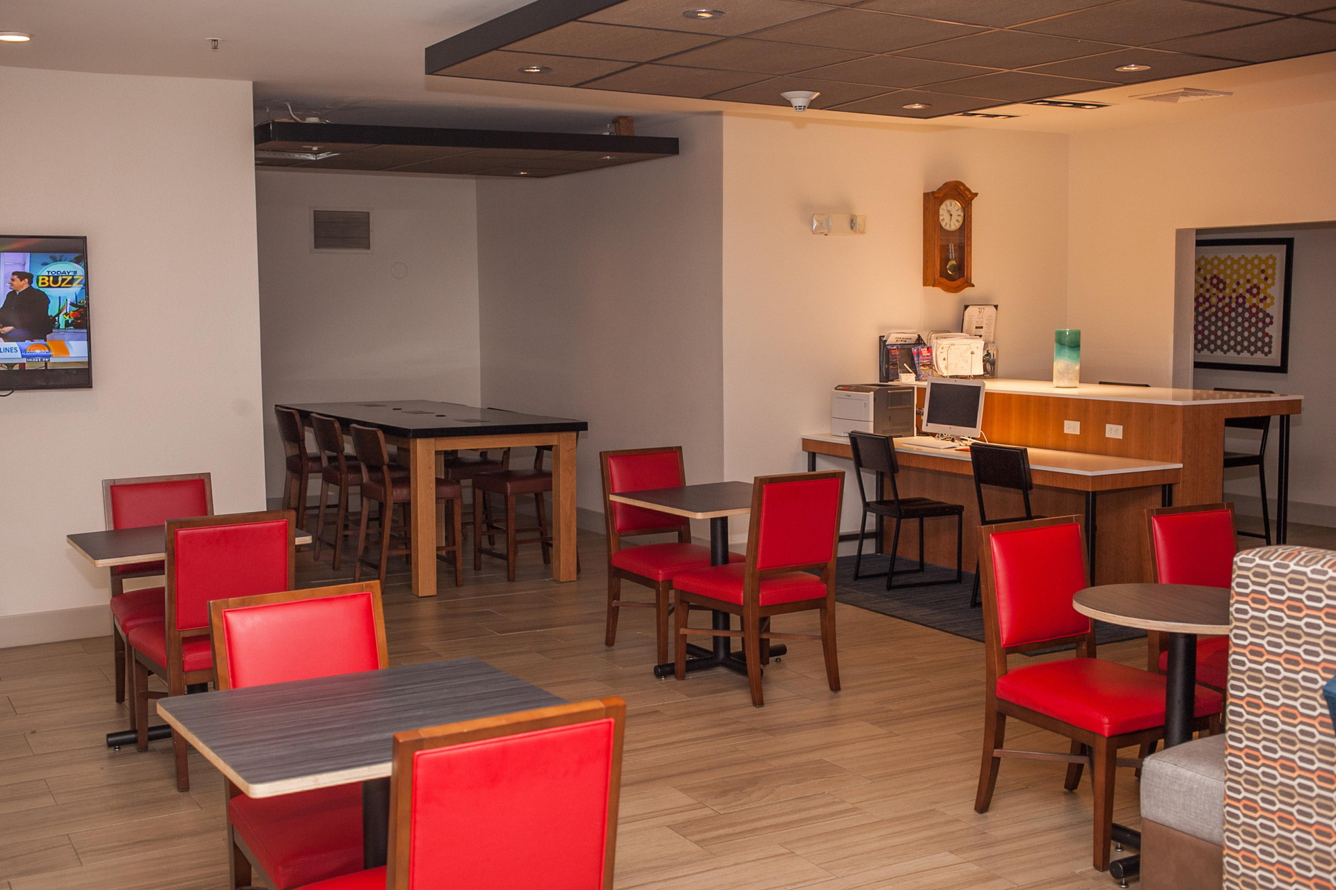 Restaurant Holiday Inn Express & Suites Logan