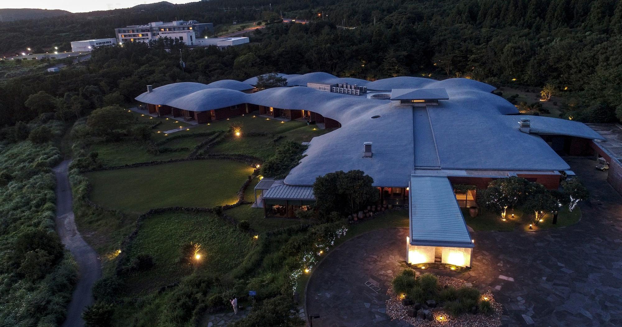 Varios Podo Hotel