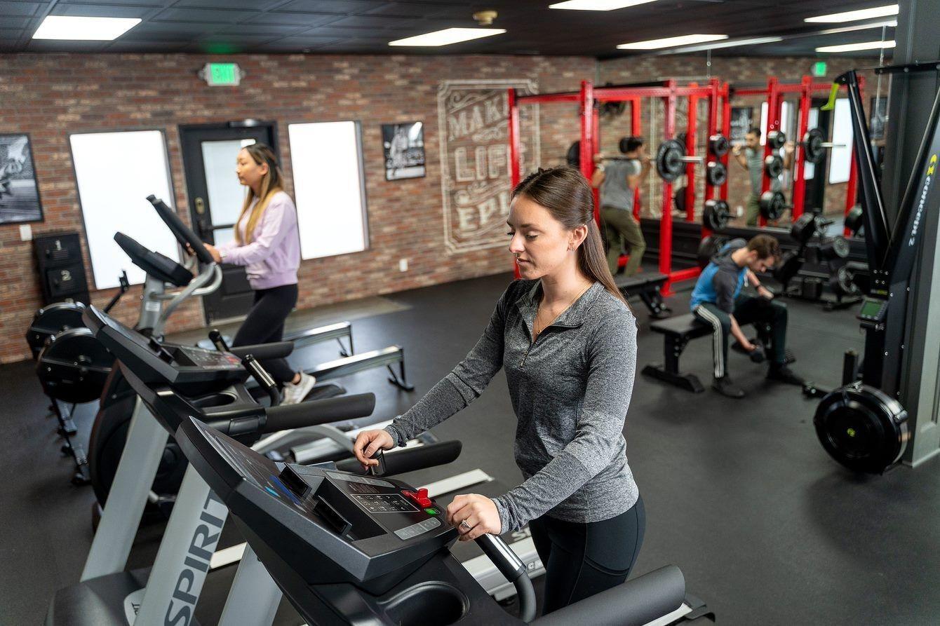 Gimnasio Sideways Inn