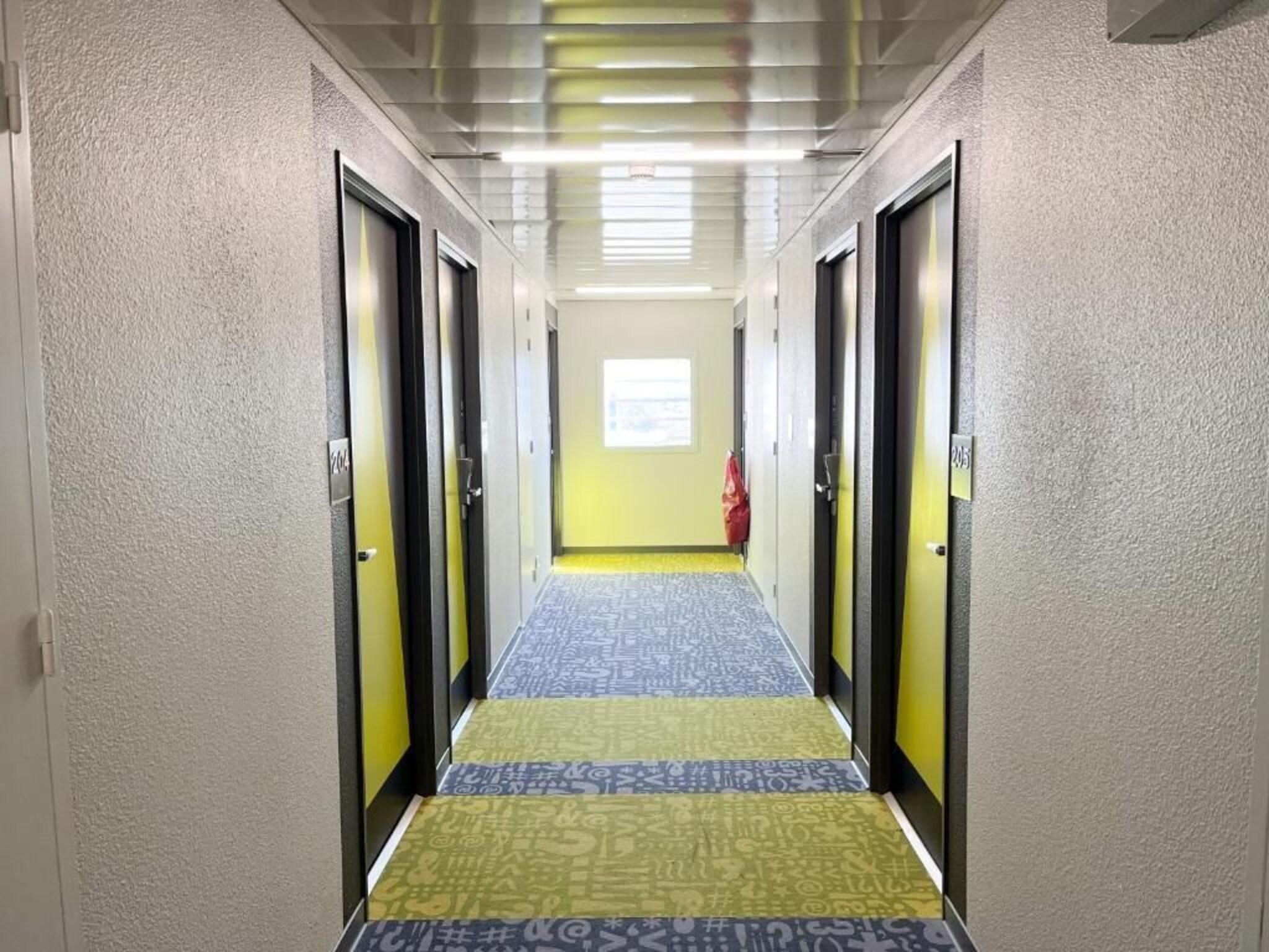 Vista Lobby ibis Budget Carcassonne-La Cité