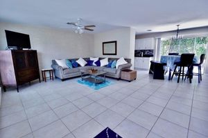 Alquiler Vacacional - 3 BR/ 2 BATH WALK TO BEACH