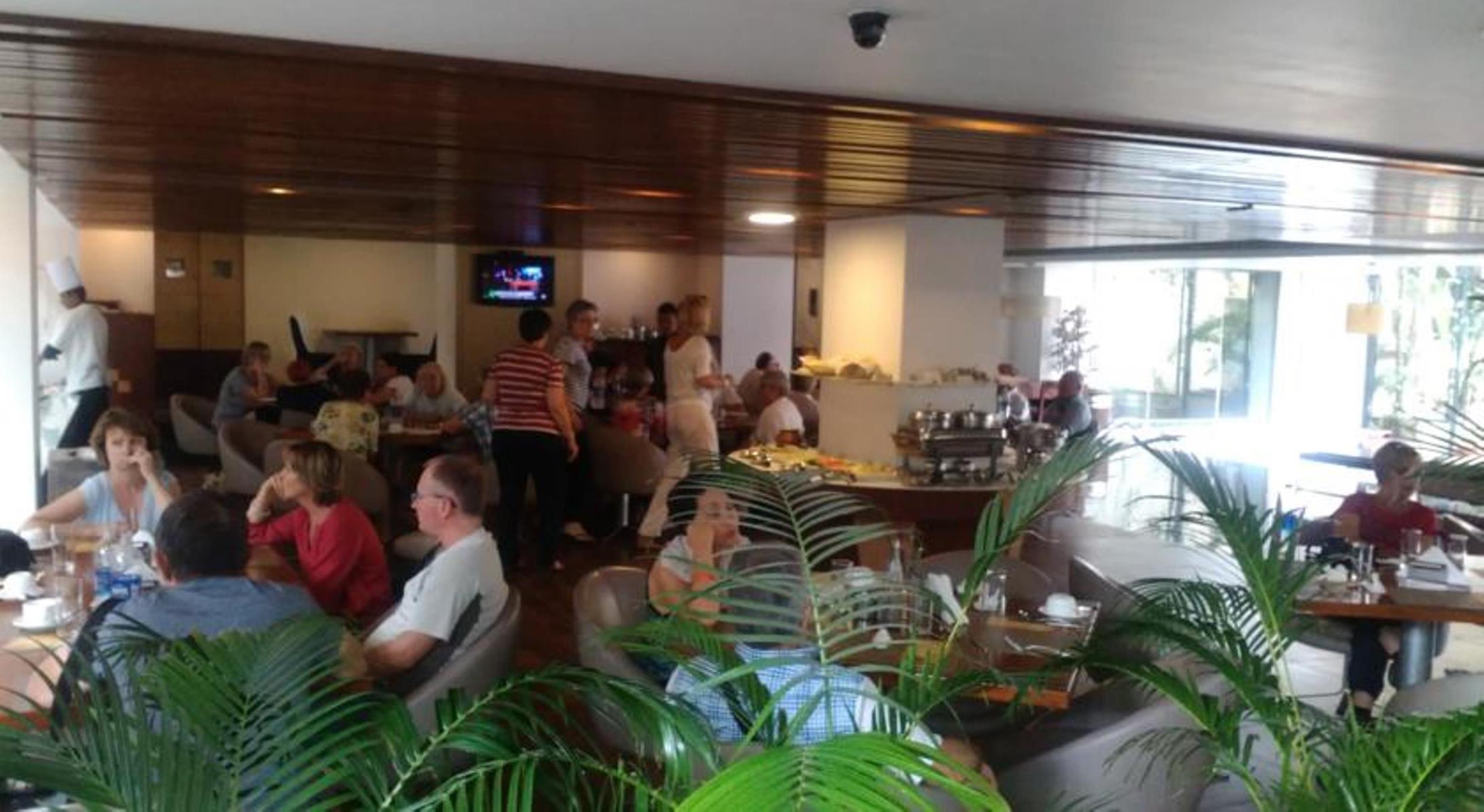 Restaurant Treebo Monarch Brigade