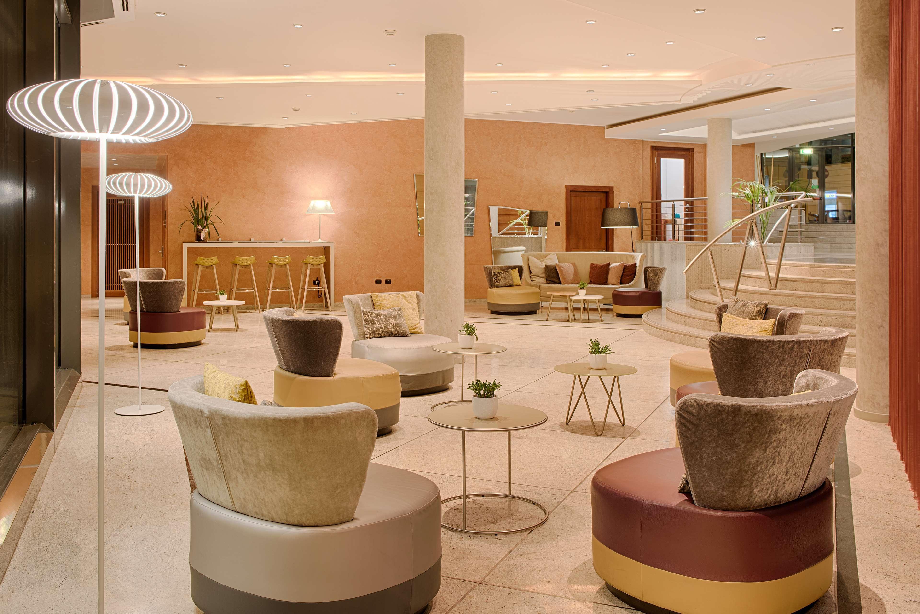 Vista Lobby NH Lecco Pontevecchio
