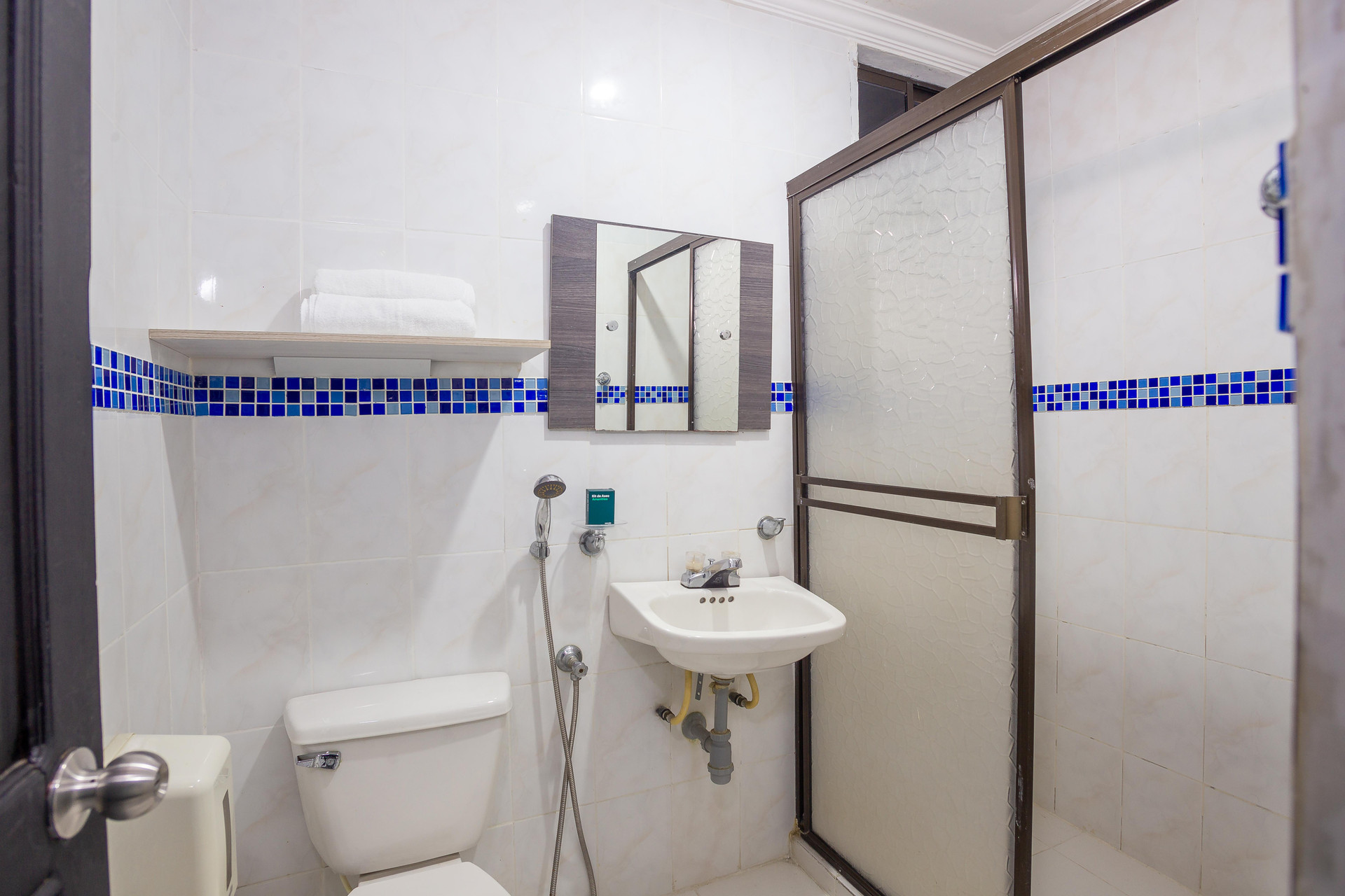 Baño Ayenda Casa Real Monteria