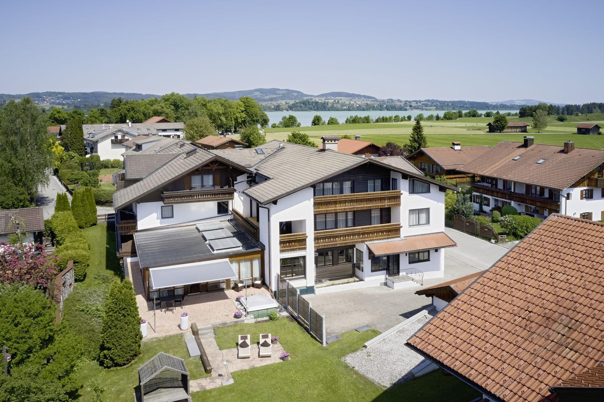 Vista Exterior Maximilian Appartements