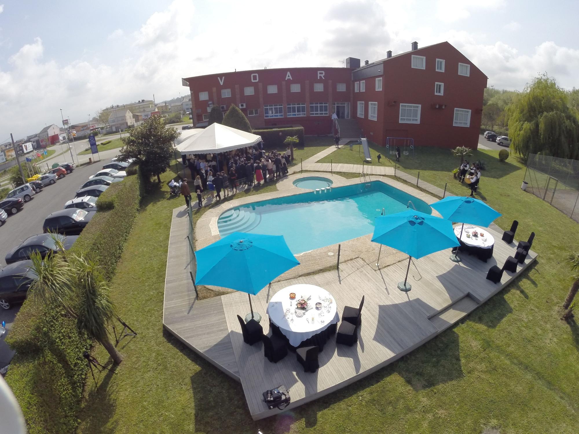 Vista Exterior Hotel Voar