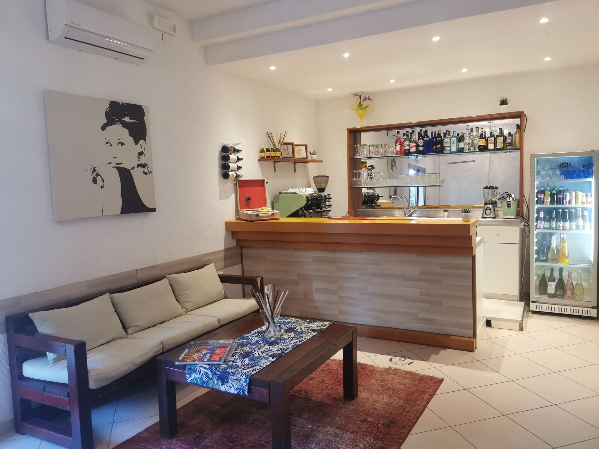 Bar/Salón Hotel Bellini