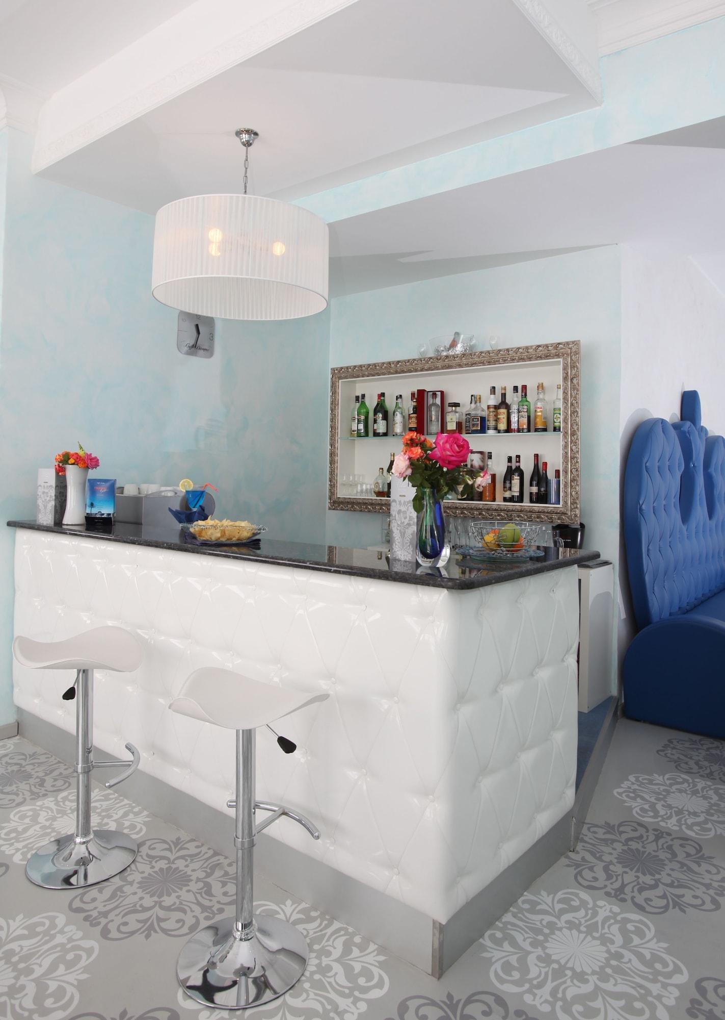 Bar/Salón Hotel Blumarin