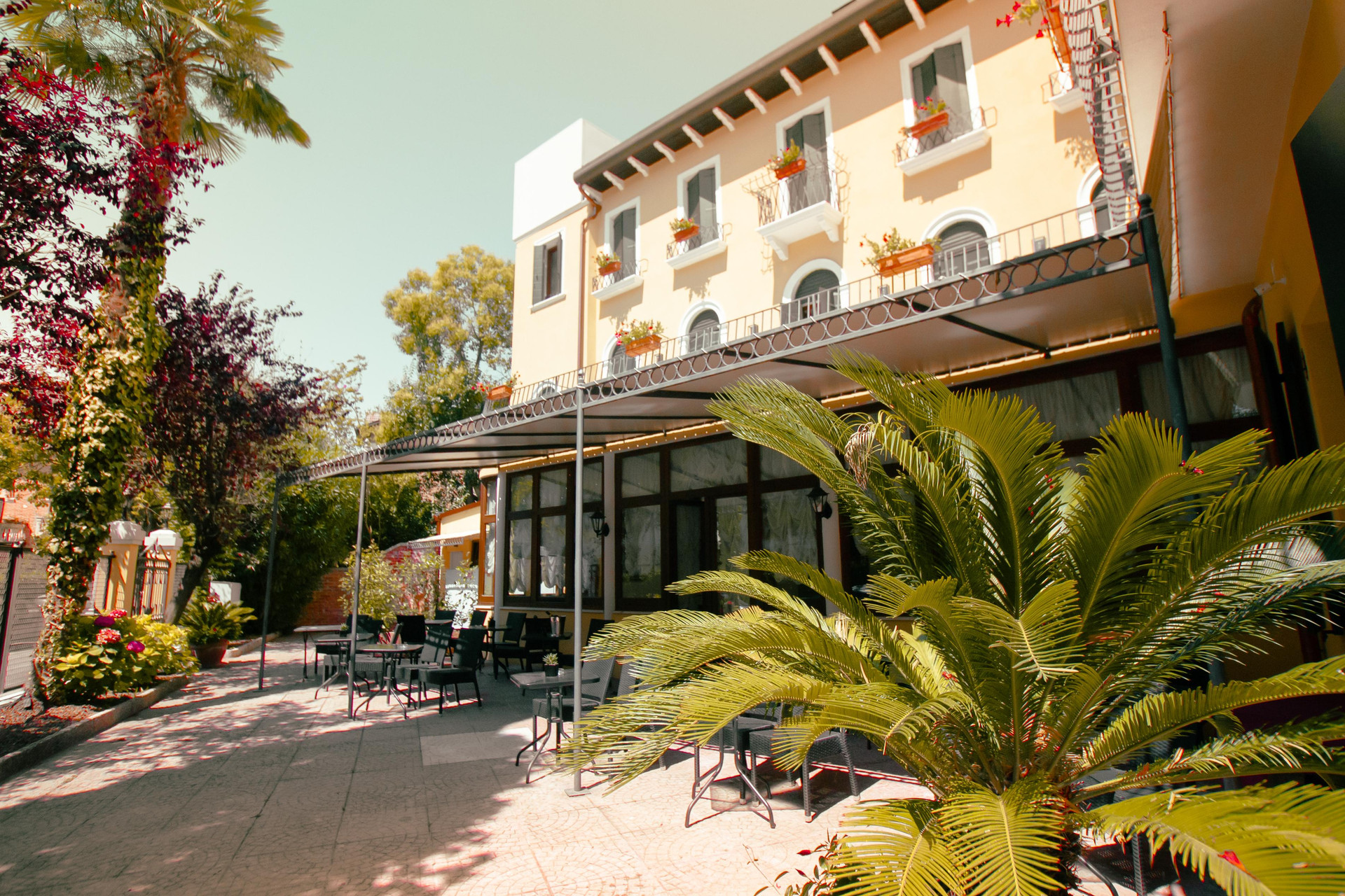 Vista Exterior Hotel Villa Edera