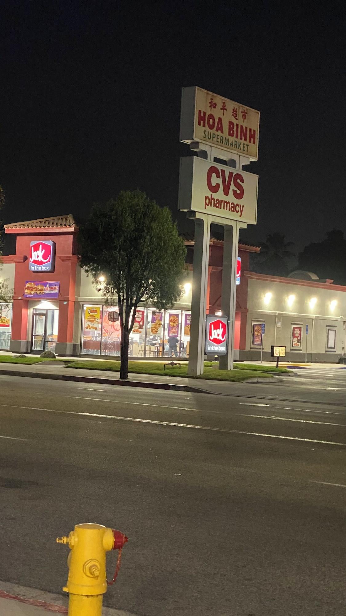 Restaurant Plaza inn Motel - Los Angeles area