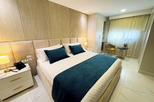 Alojamiento - Hotel DSH