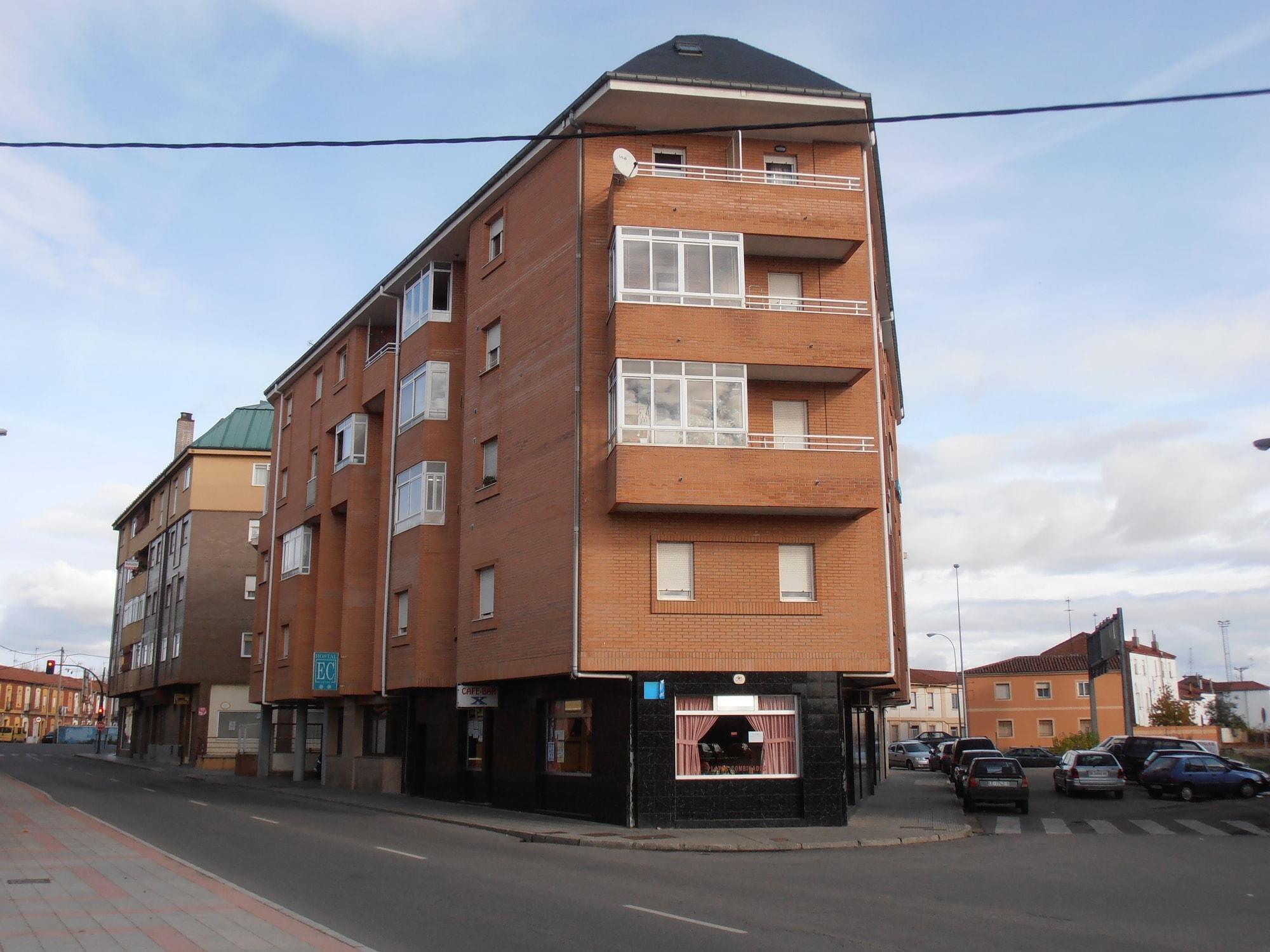 Varios Hostal EC Leon