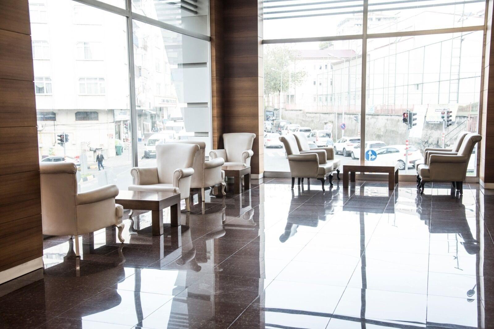 Vista Lobby Cebeciler Otel
