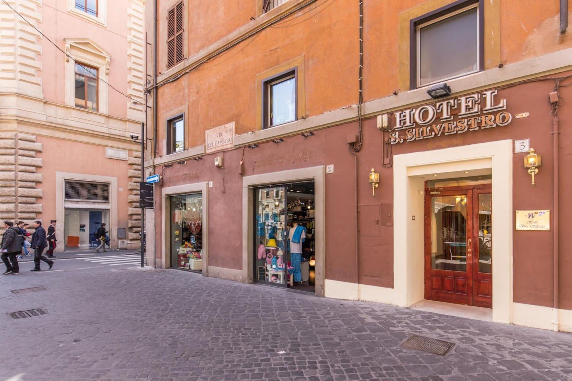 Vista Exterior Hotel San Silvestro