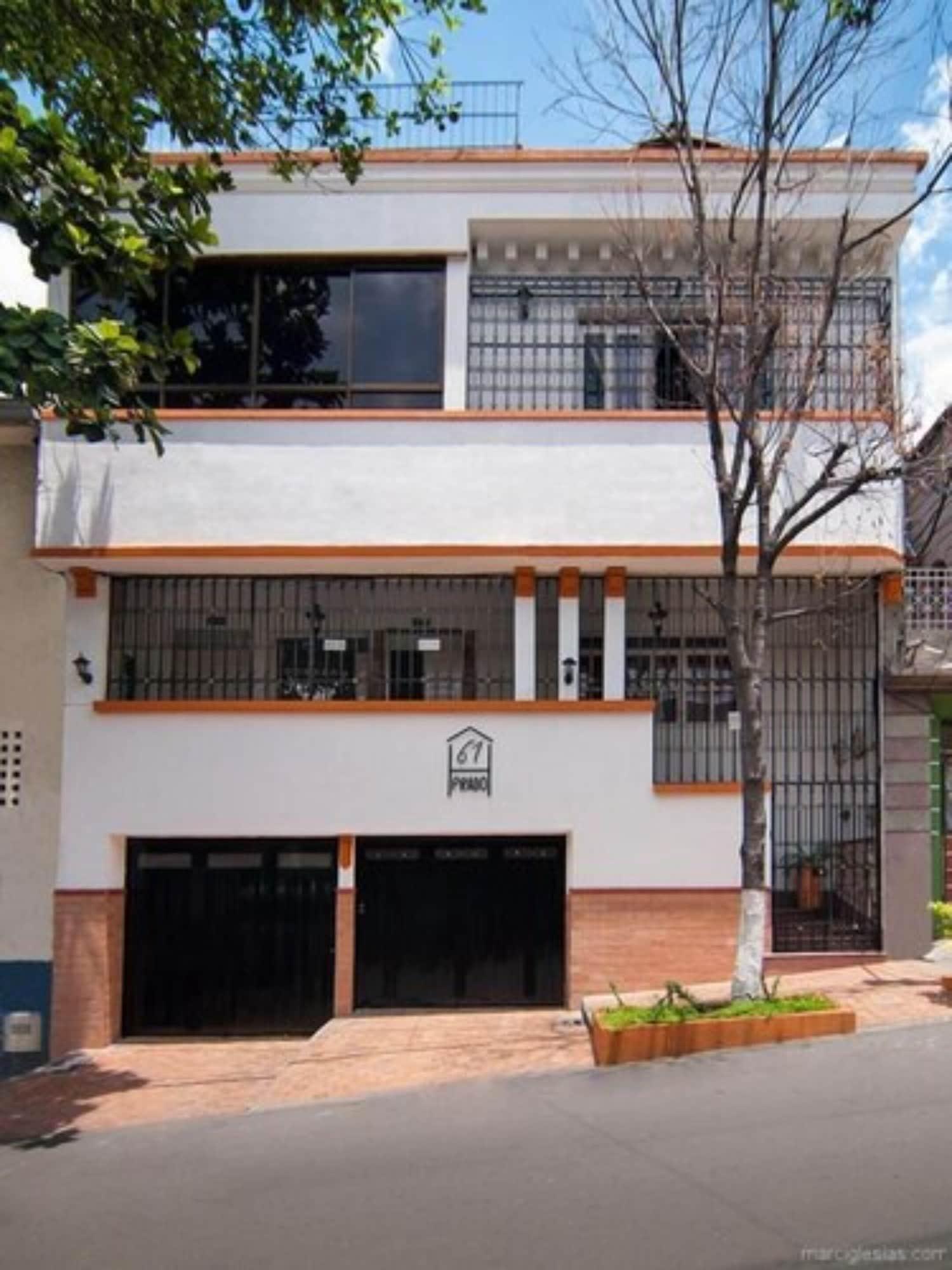 Vista Exterior 61Prado Guesthouse