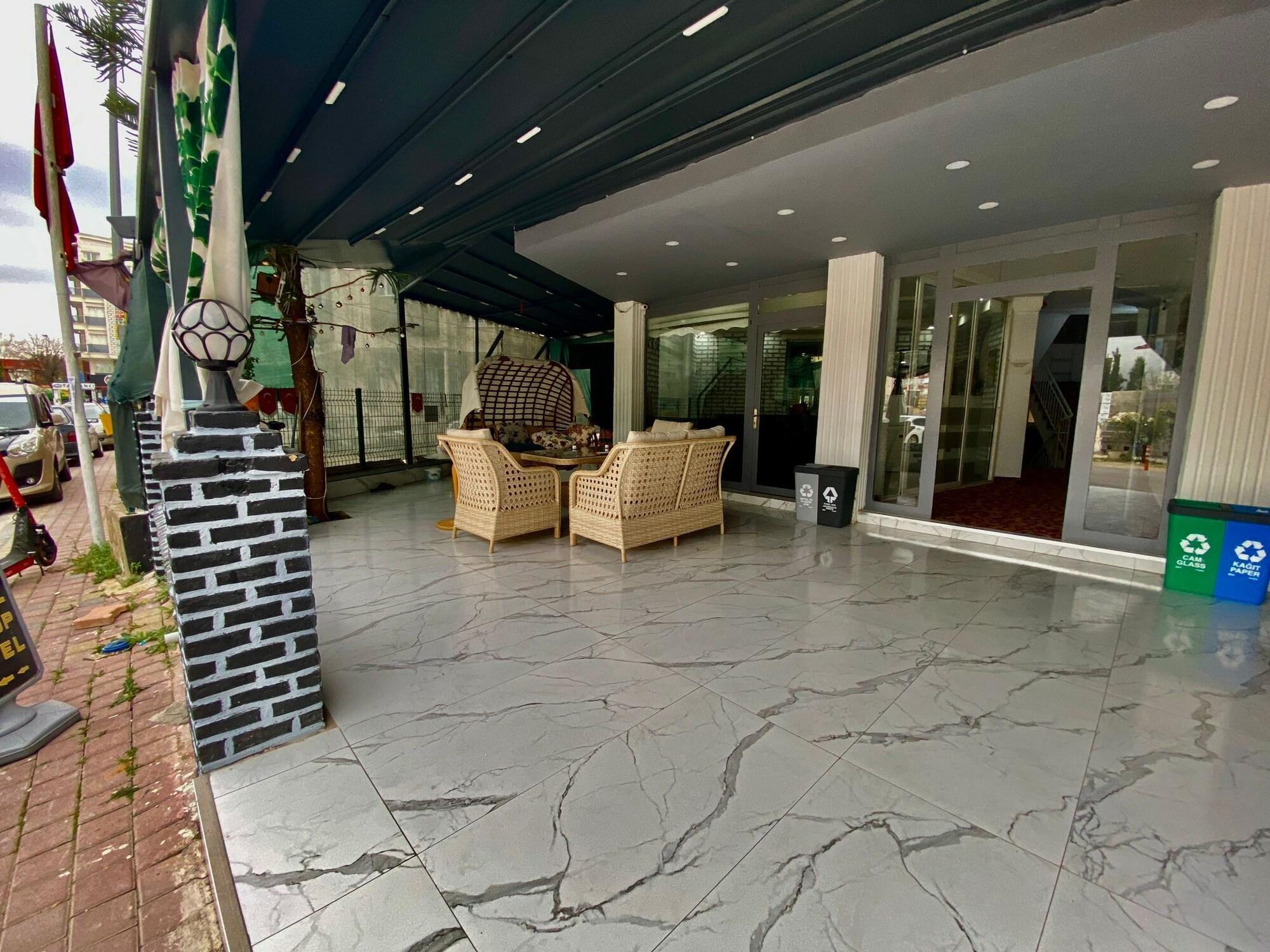 Vista Exterior Ezel Group