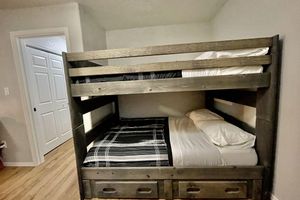 Alquiler Vacacional - Miles of National Forest in Backyard - Cozy Cabin in Seclusion