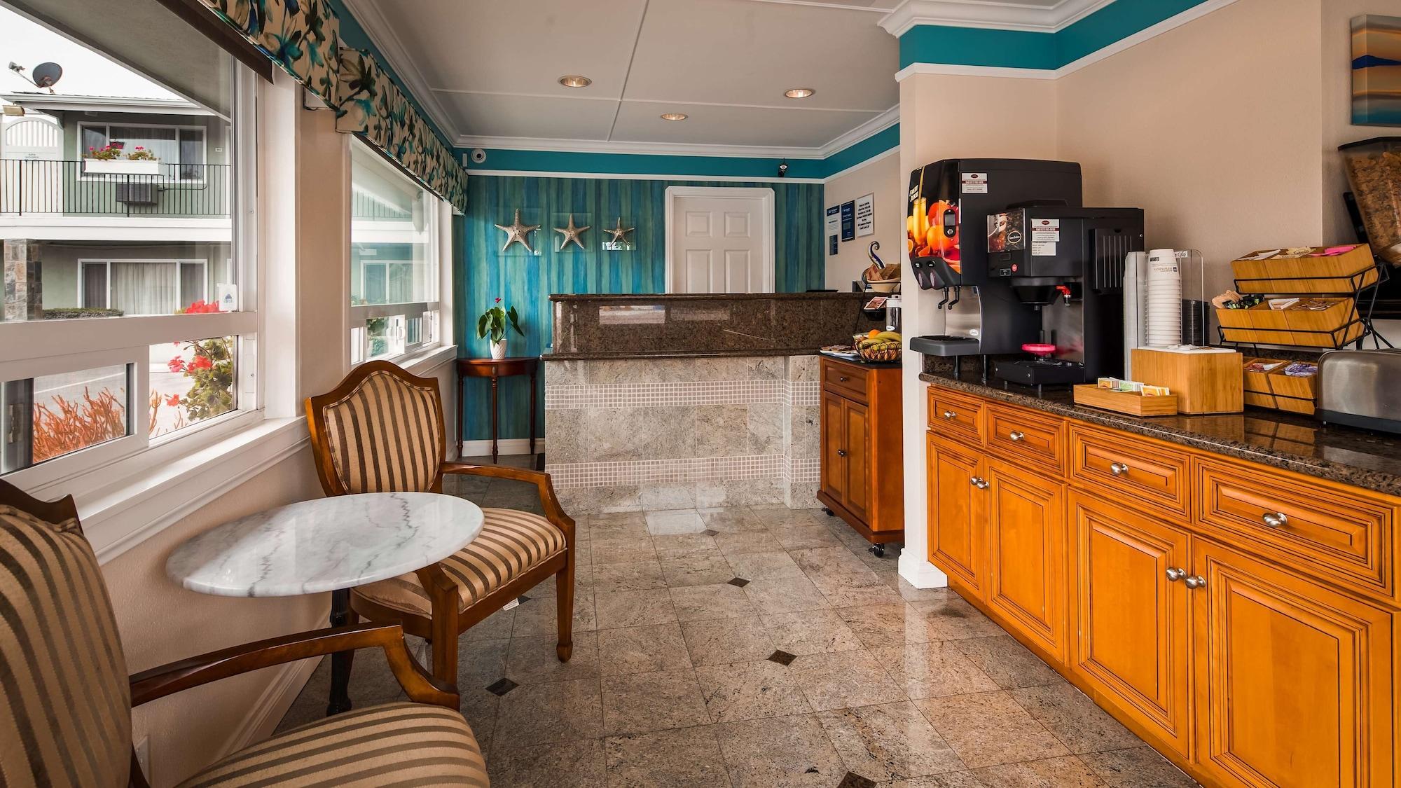 Vista Lobby Best Western Tradewinds