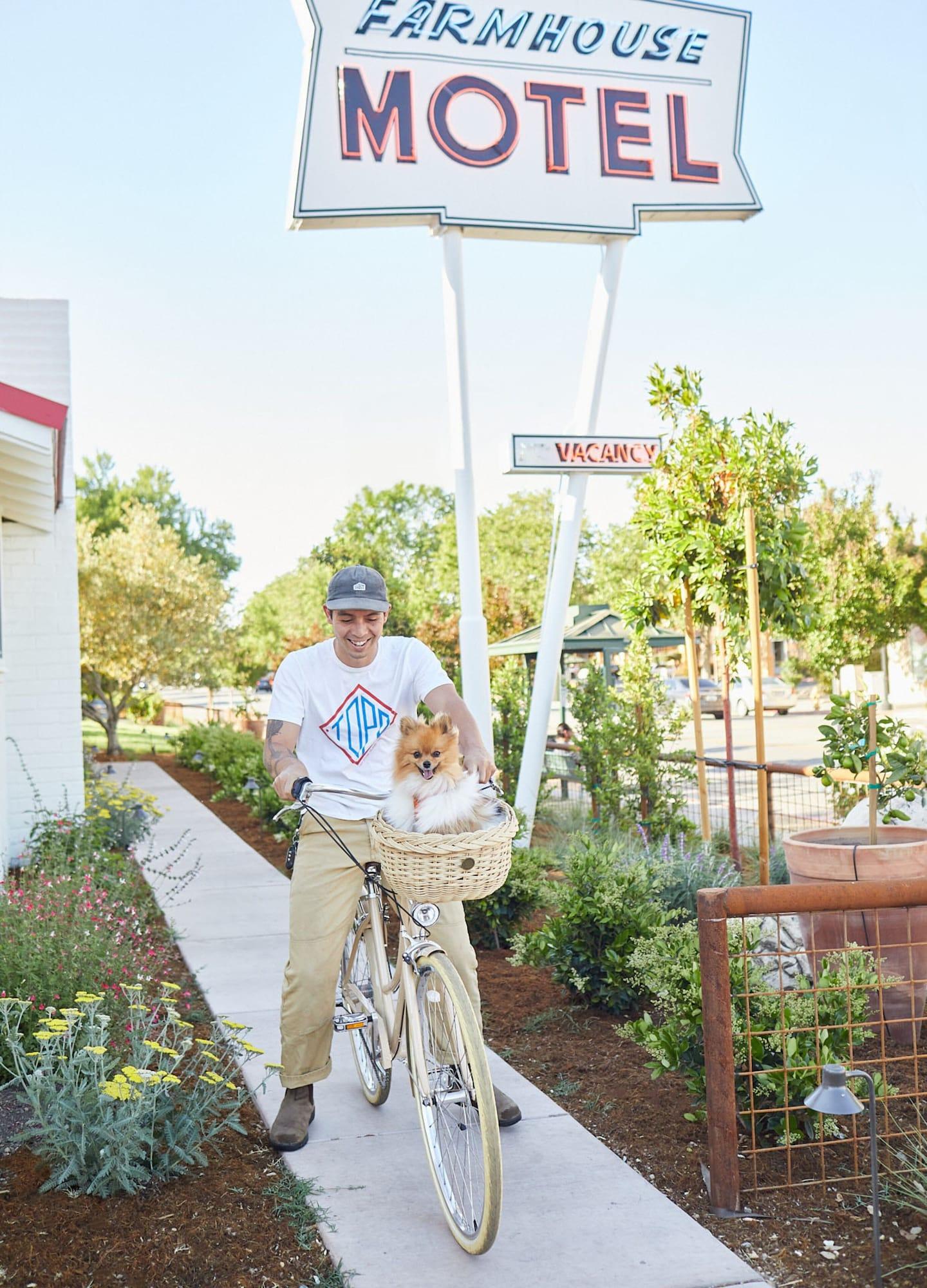 Varios Farmhouse Paso