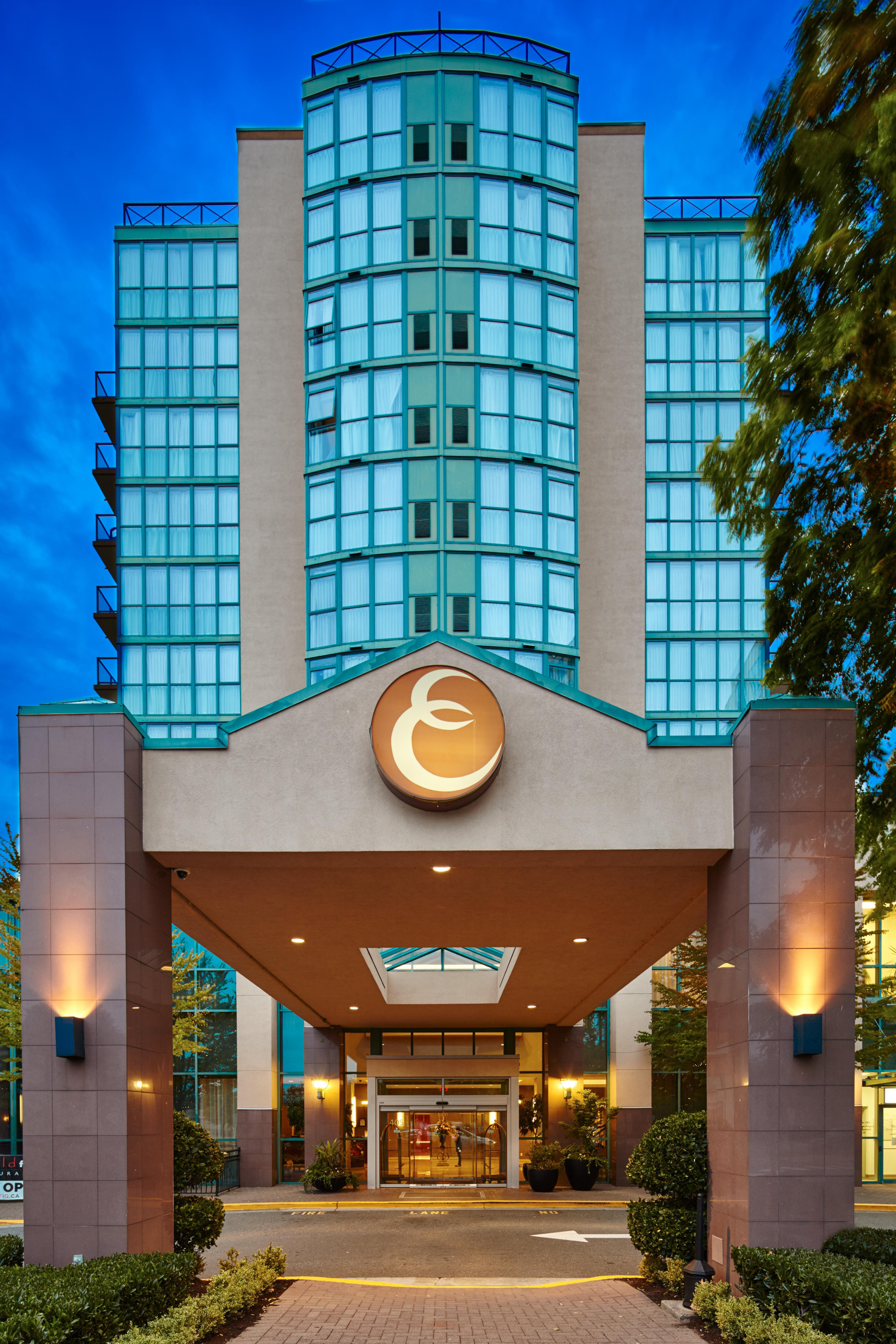 Vista Exterior Executive Plaza Hotel Conference Ctr Coquitlam BC