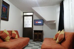 Alquiler Vacacional - Furnished apartment near the airport located close to commercial areas.