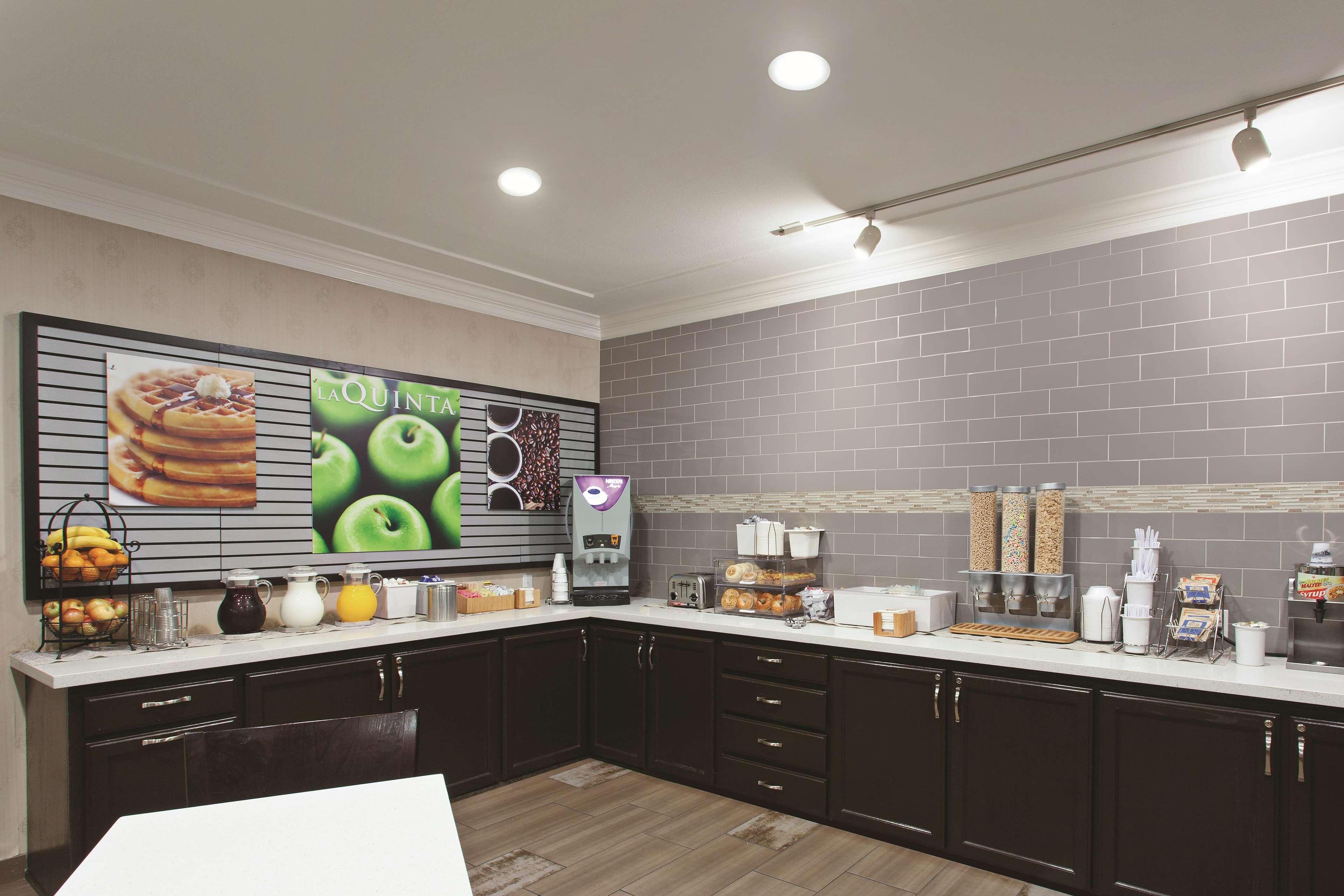 Restaurant La Quinta Inn & Suites by Wyndham Los Banos