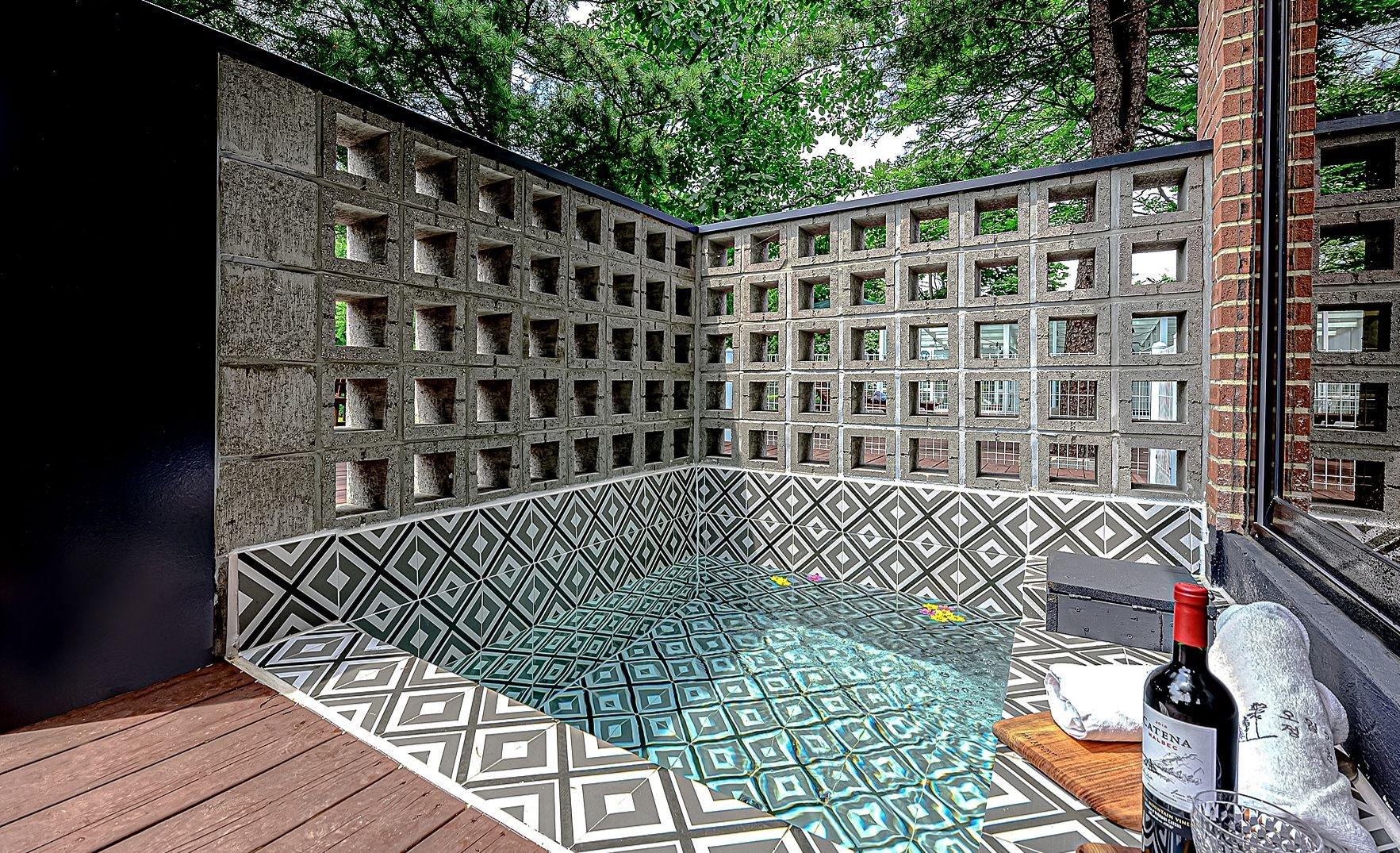 Spa May Garden
