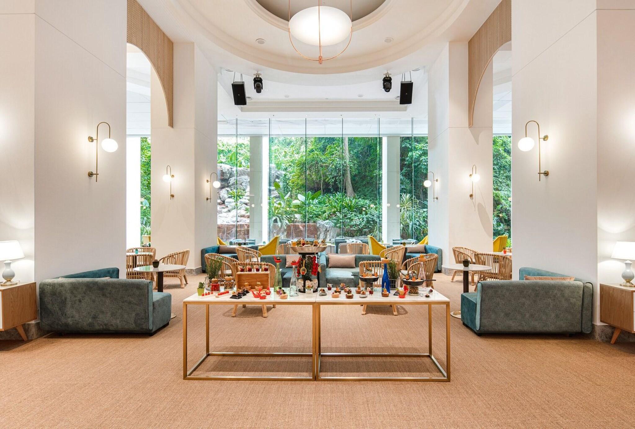 Vista Lobby Furama RiverFront