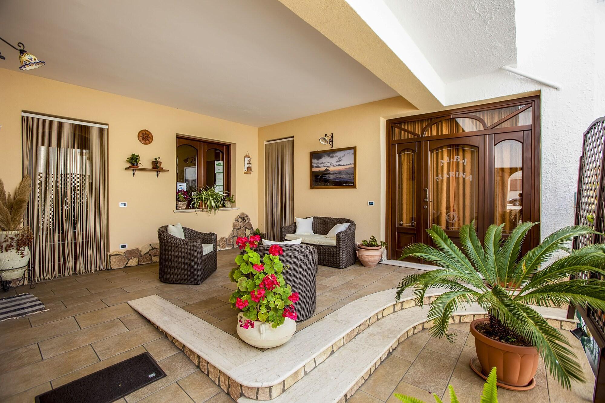 Varios Alba Marina Bed & Breakfast