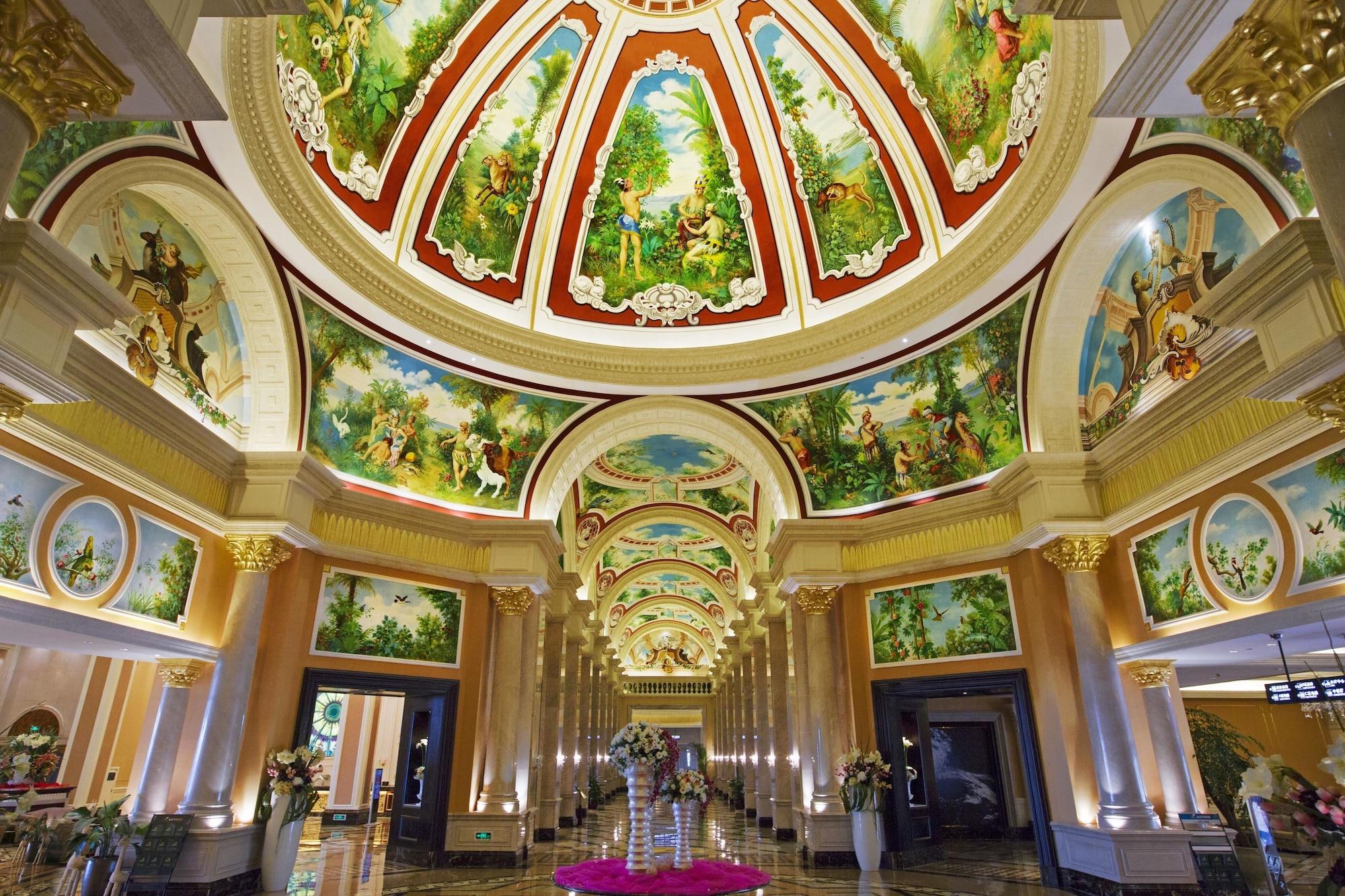 Vista Lobby Guangzhou Phoenix City Hotel