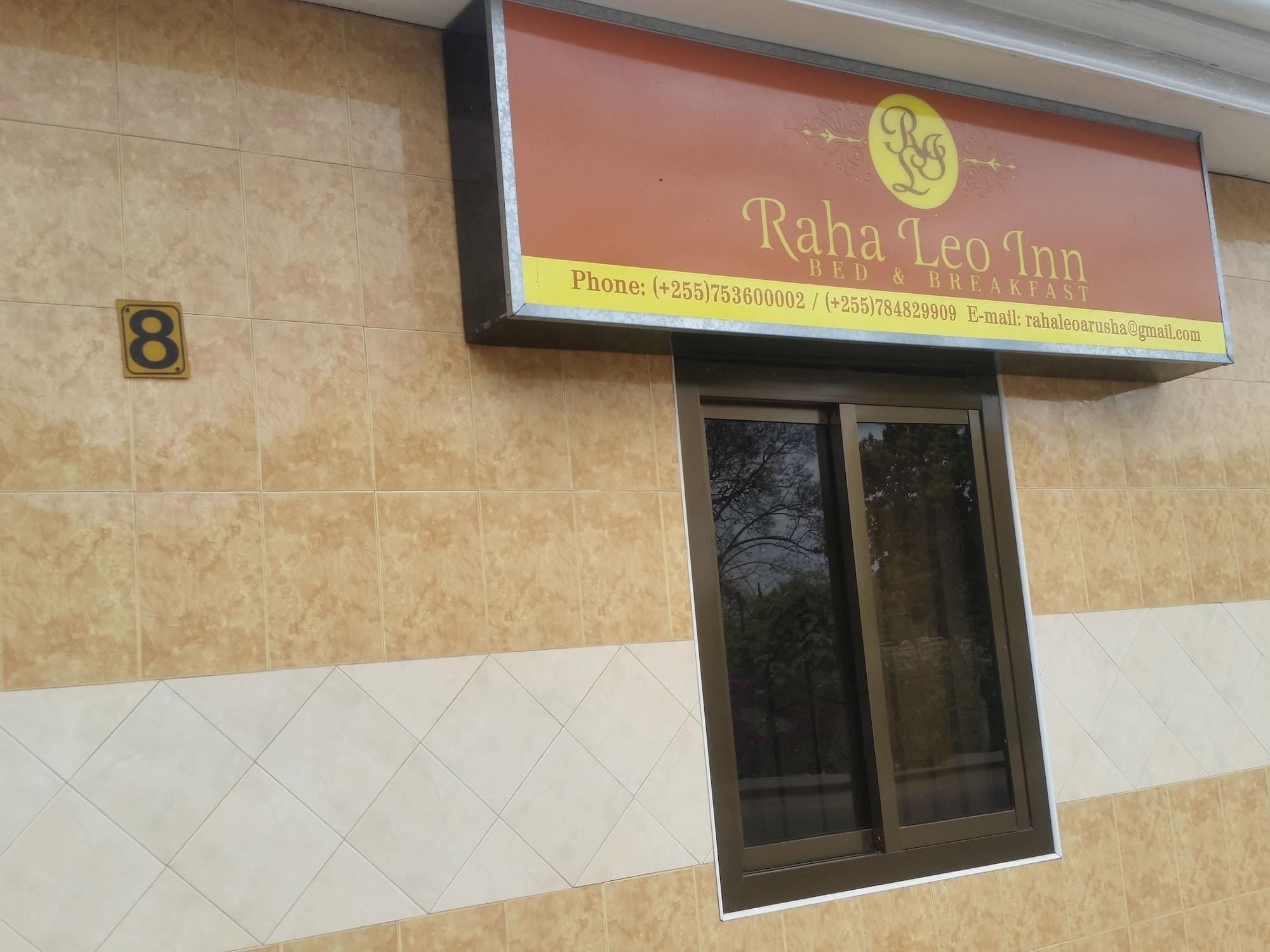 Vista Exterior Raha Leo Inn