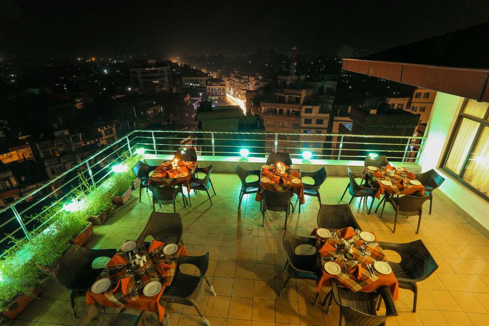 Varios Hotel Manang