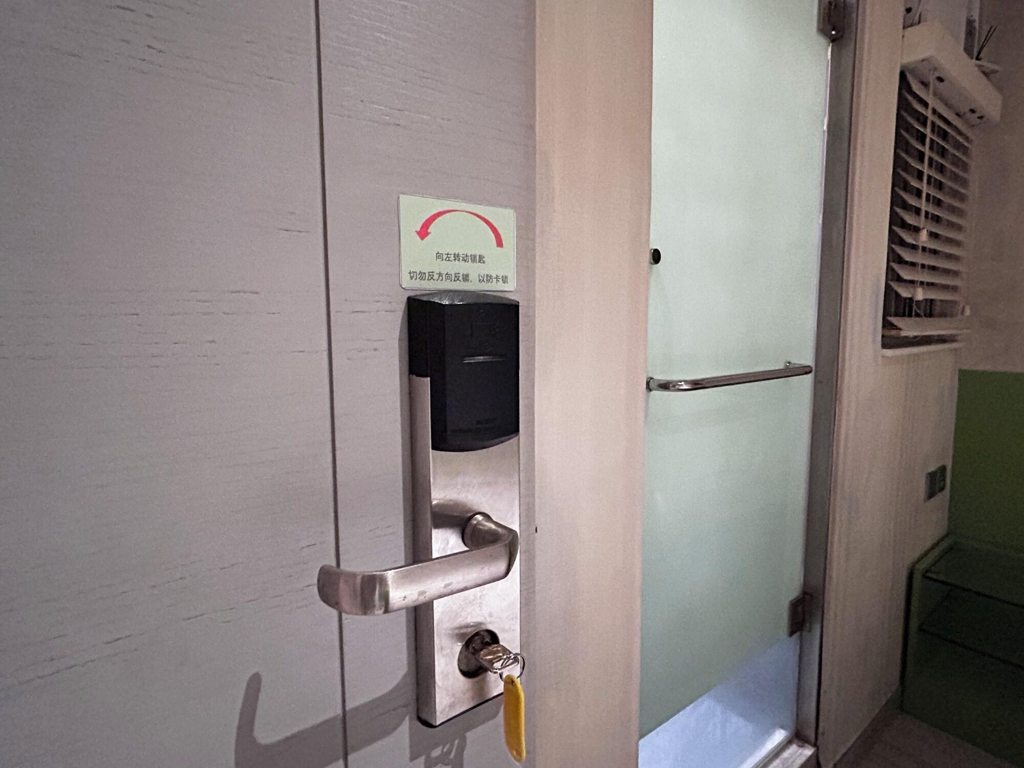 Hotel Capital Suites Luxury Residences And Offices