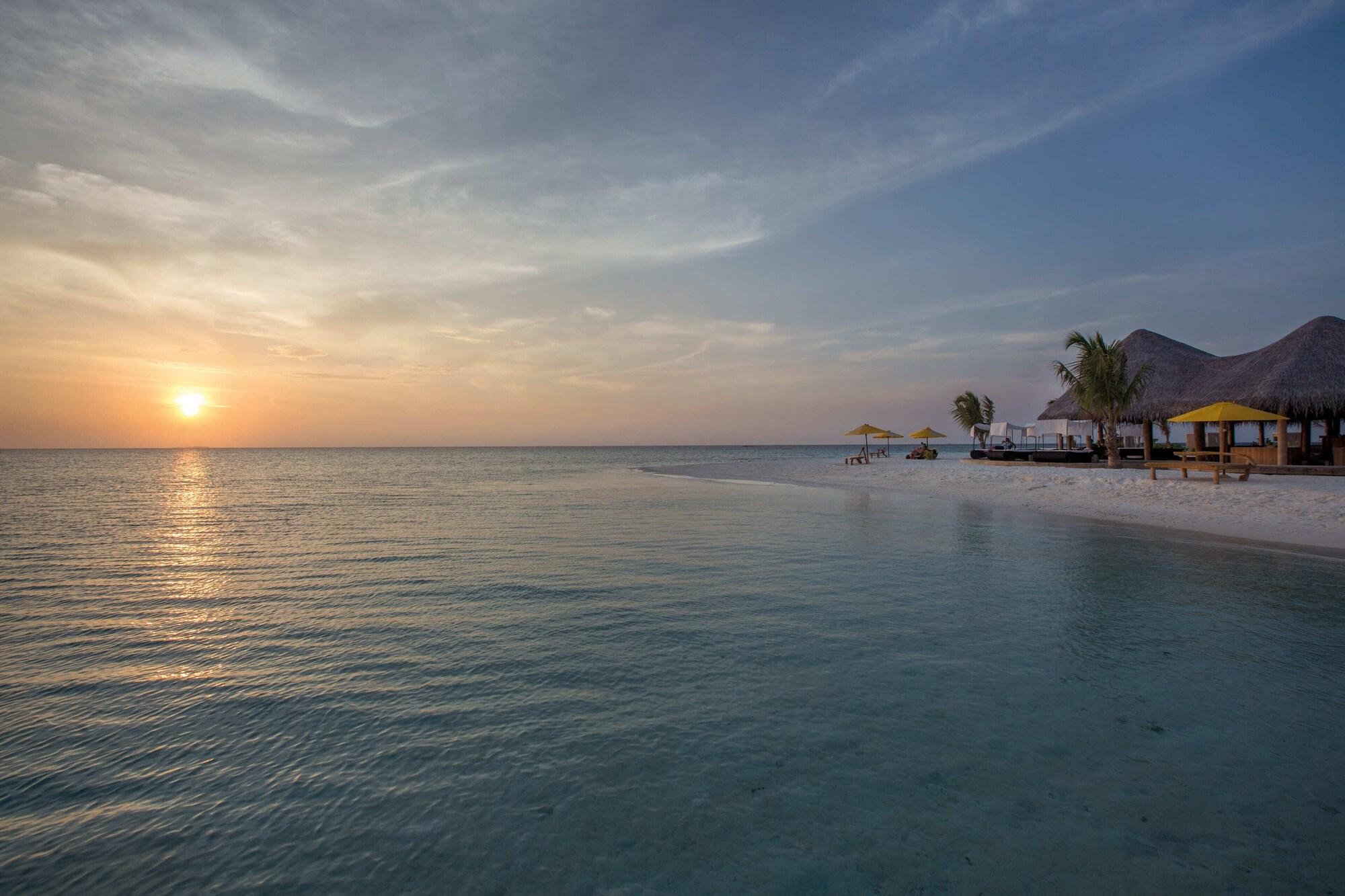 Playa Drift Thelu Veliga Retreat