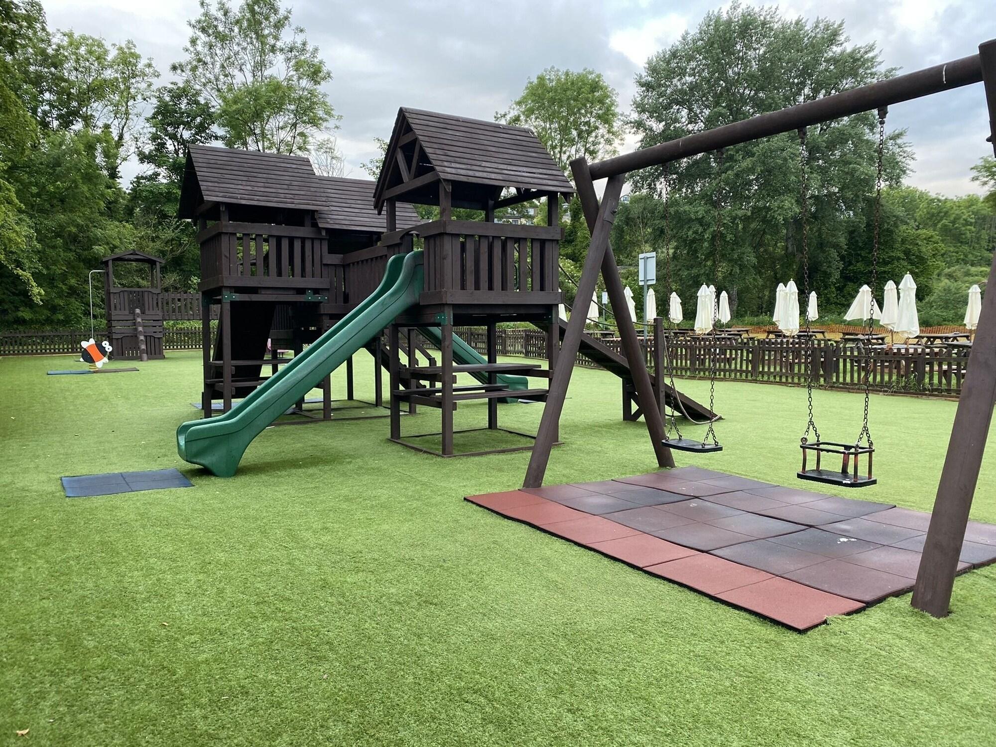Instalaciones Recreativas The Riverside Inn