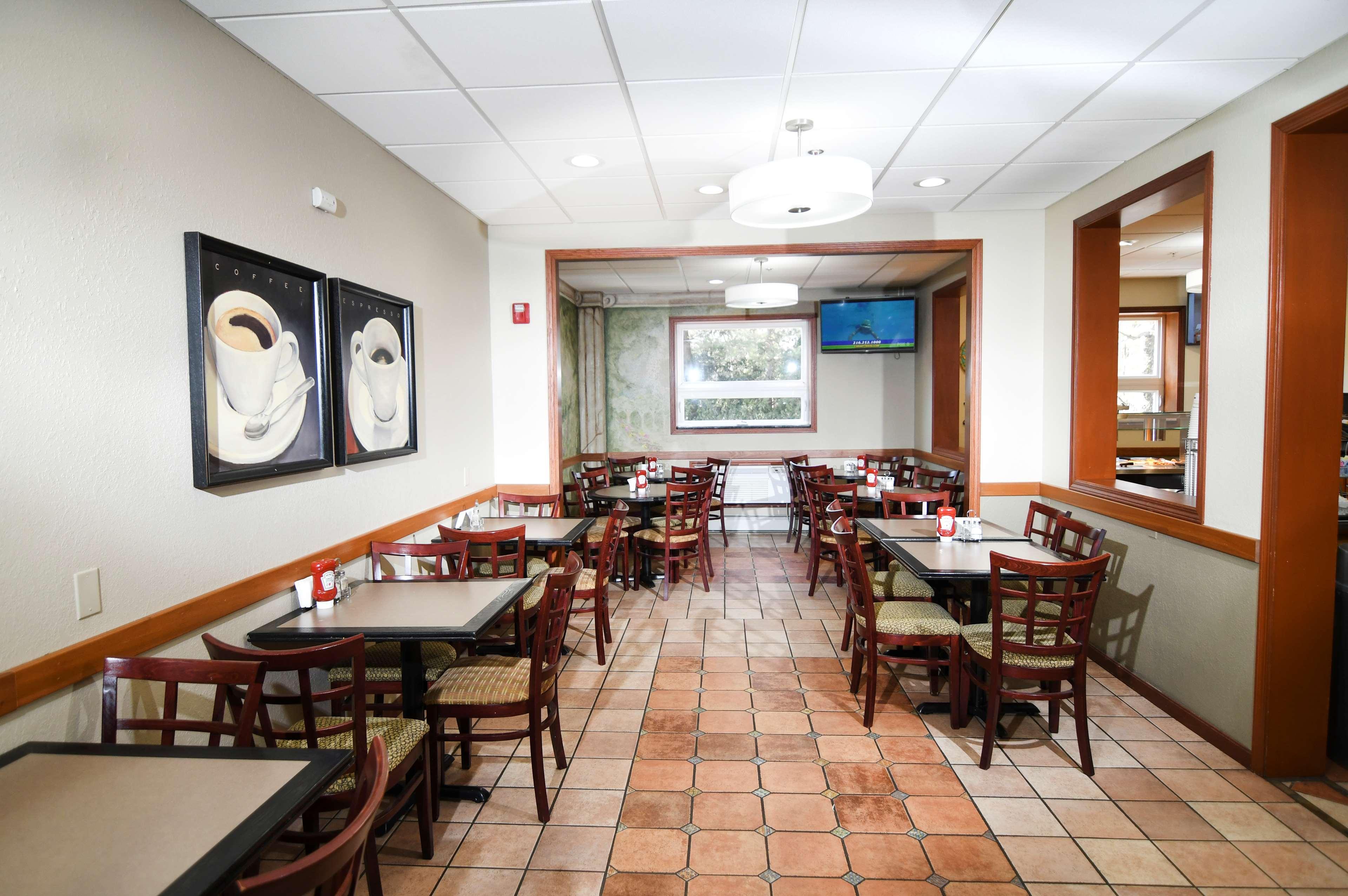 Restaurant Best Western Plus Sandusky Hotel & Suites