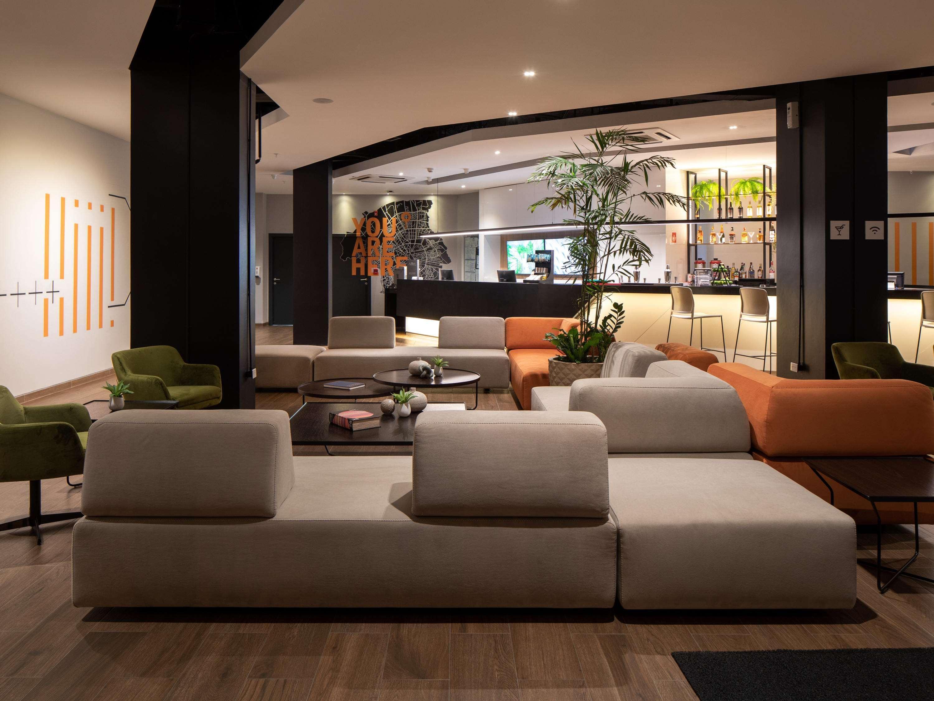 Vista Exterior Ibis Santa Cruz DE LA Sierra