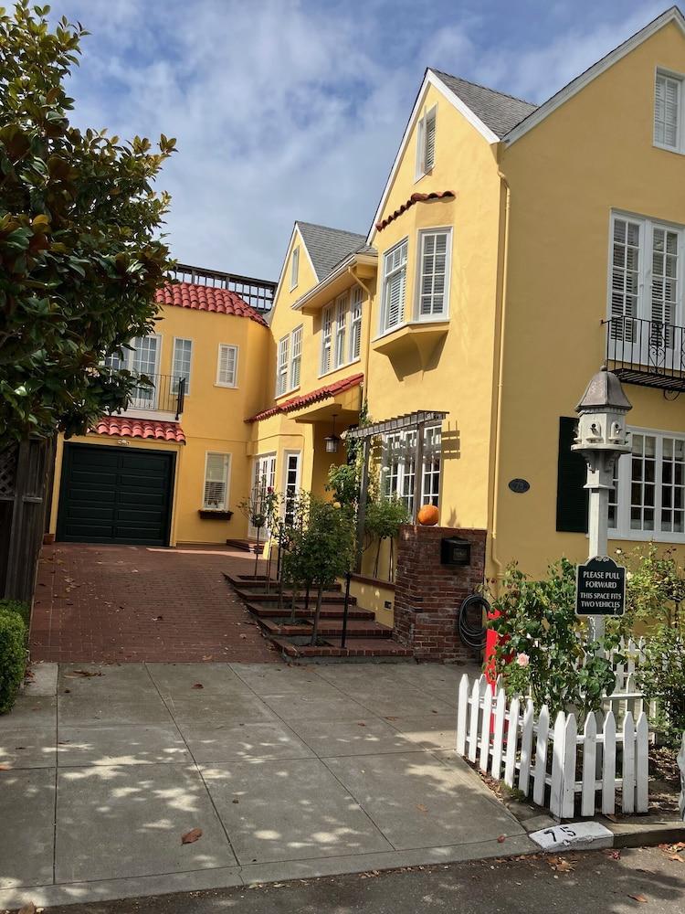 Vista Exterior My Rosegarden Guest Rooms