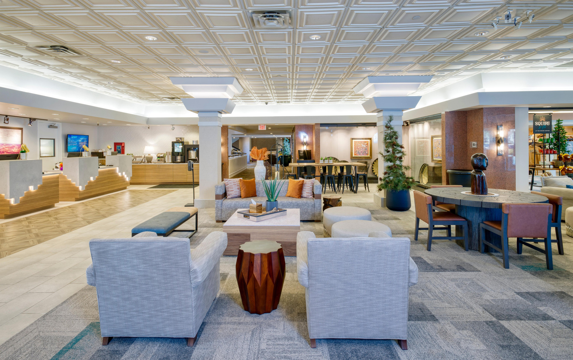 Vista Lobby Holiday Inn Resort The Squire at Grand Canyon by IHG