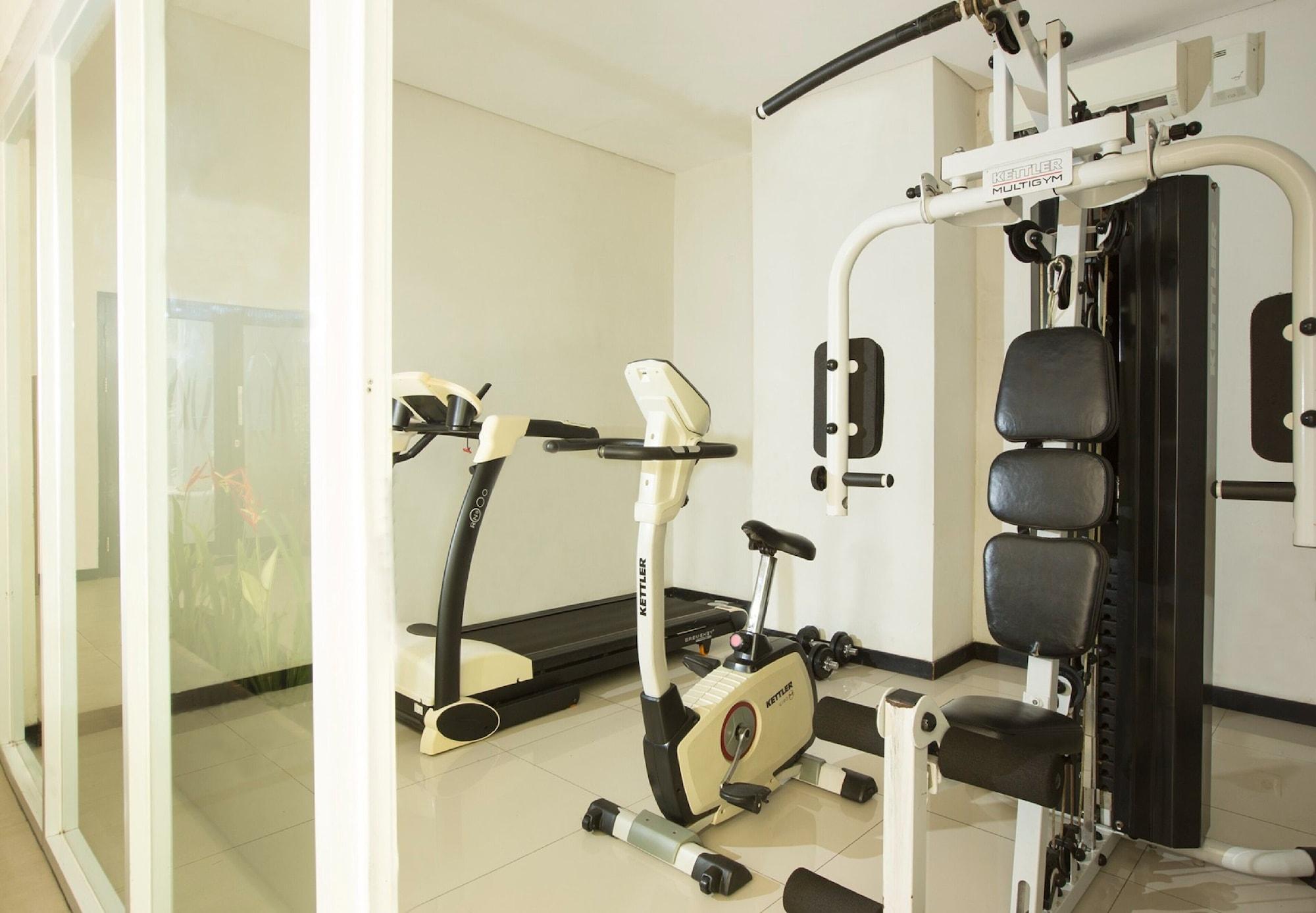 Gimnasio Hotel Santika Bengkulu