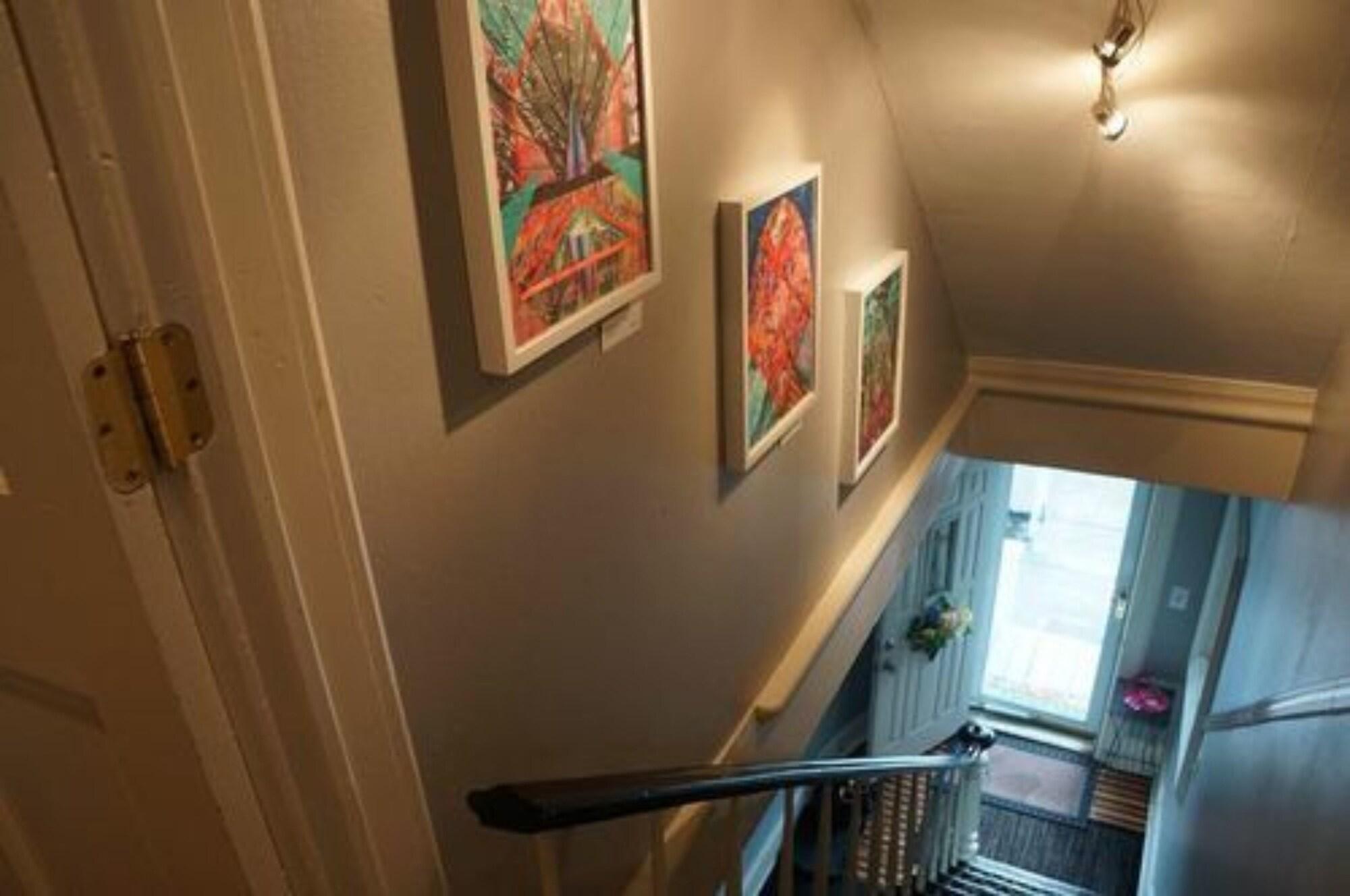 Vista Lobby The Muse Gallery Guesthouse